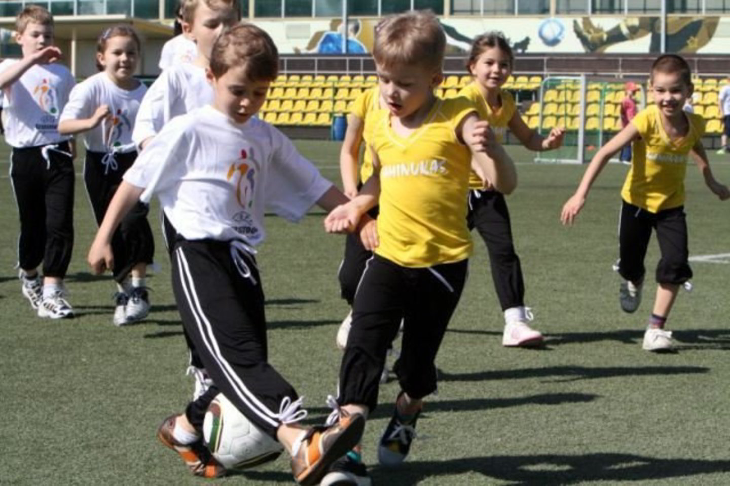 Akimirkos iš praėjusių metų "Grassroots day. Švęskime futbolą" renginio Nacionalinėje futbolo akademijoje.