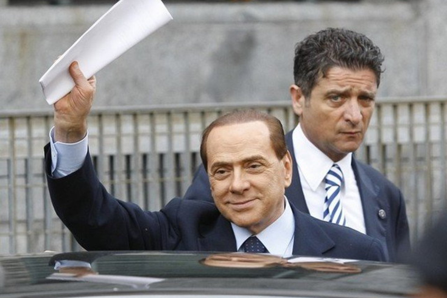 S.Berlusconis teigia esąs nekaltas ir kaltina teisėjus.