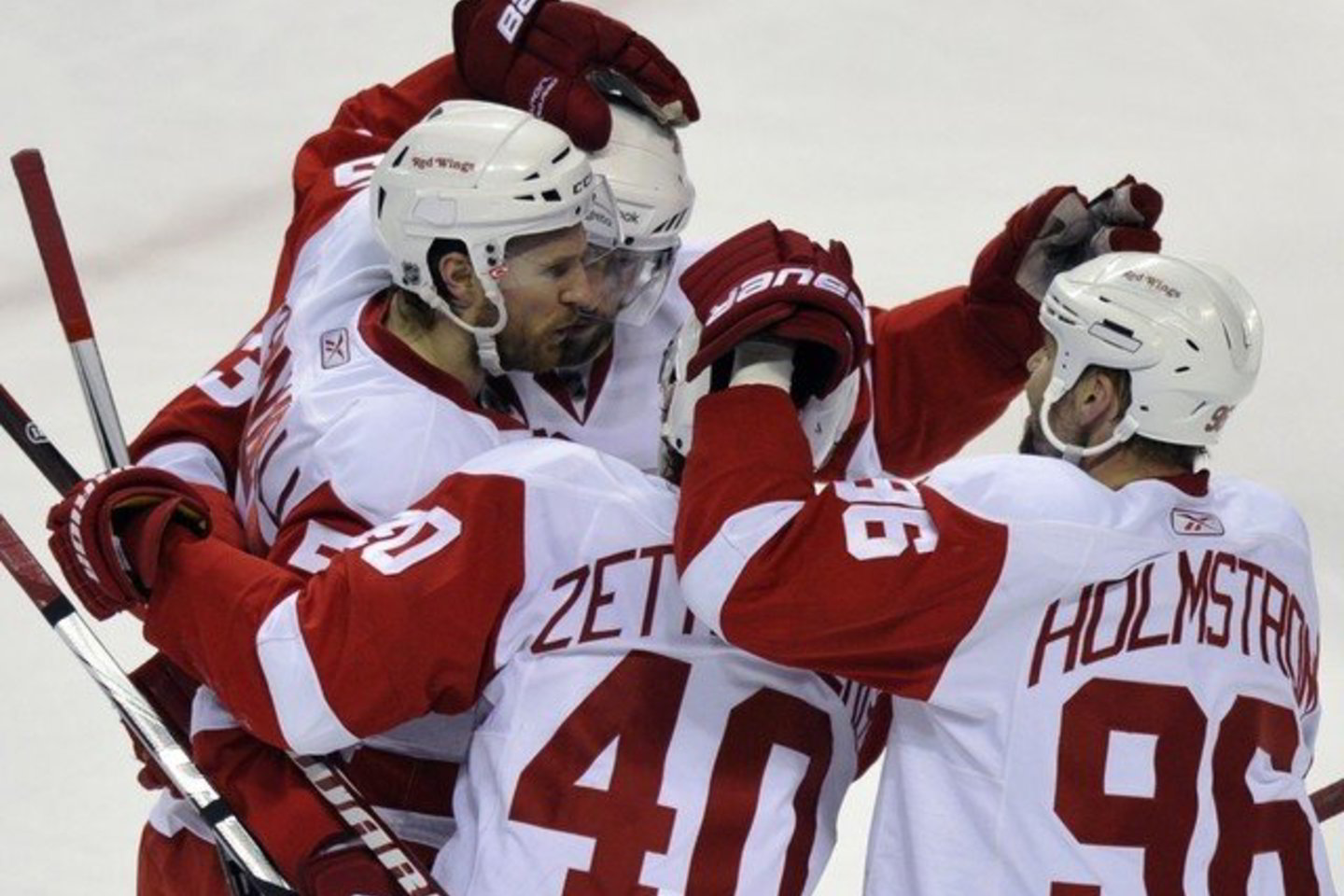"Red Wings" išsaugojo viltį.