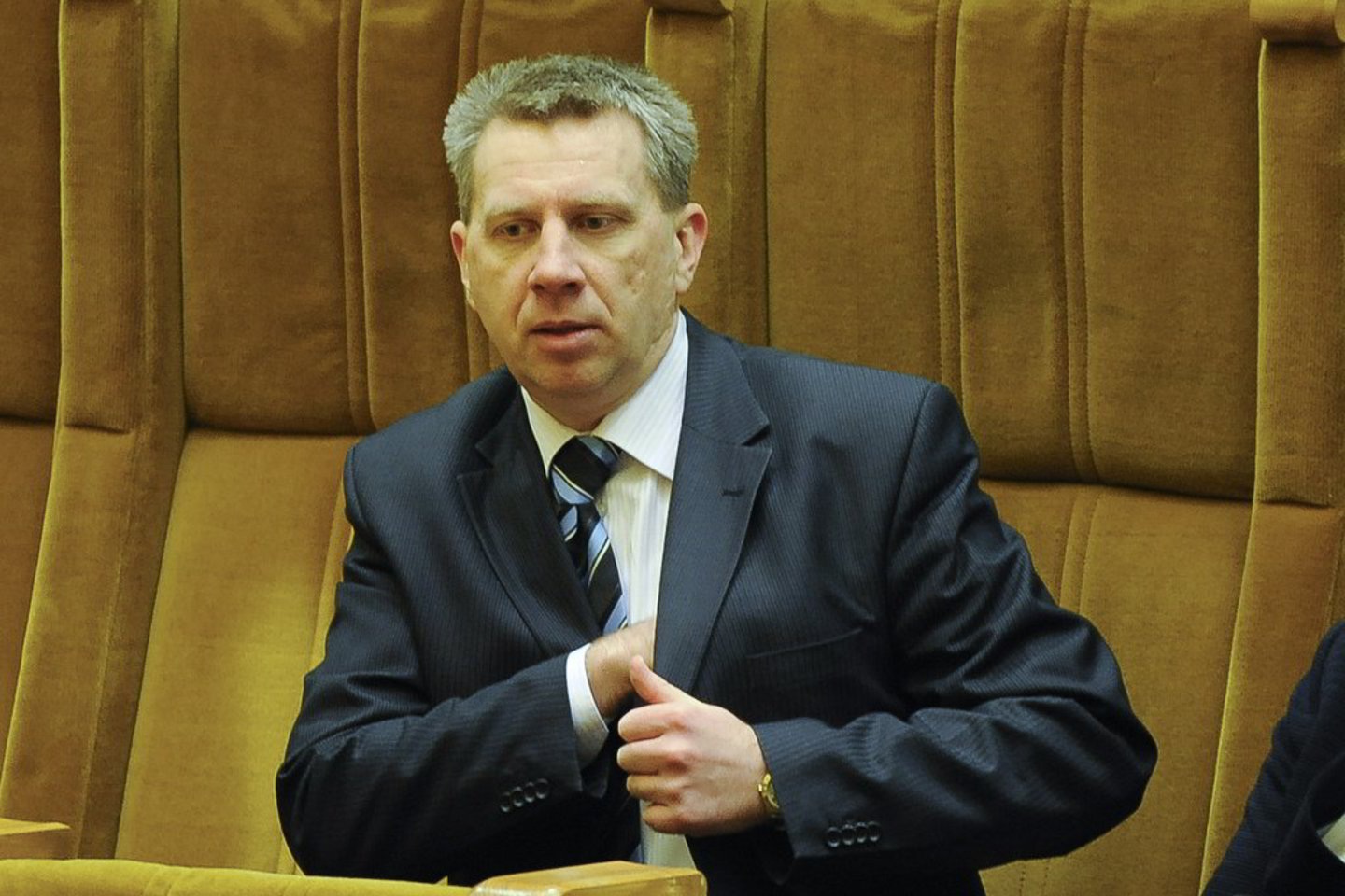 VTEK tirs generalinio prokuroro D.Valio veiksmus prekiaujant akcijomis.