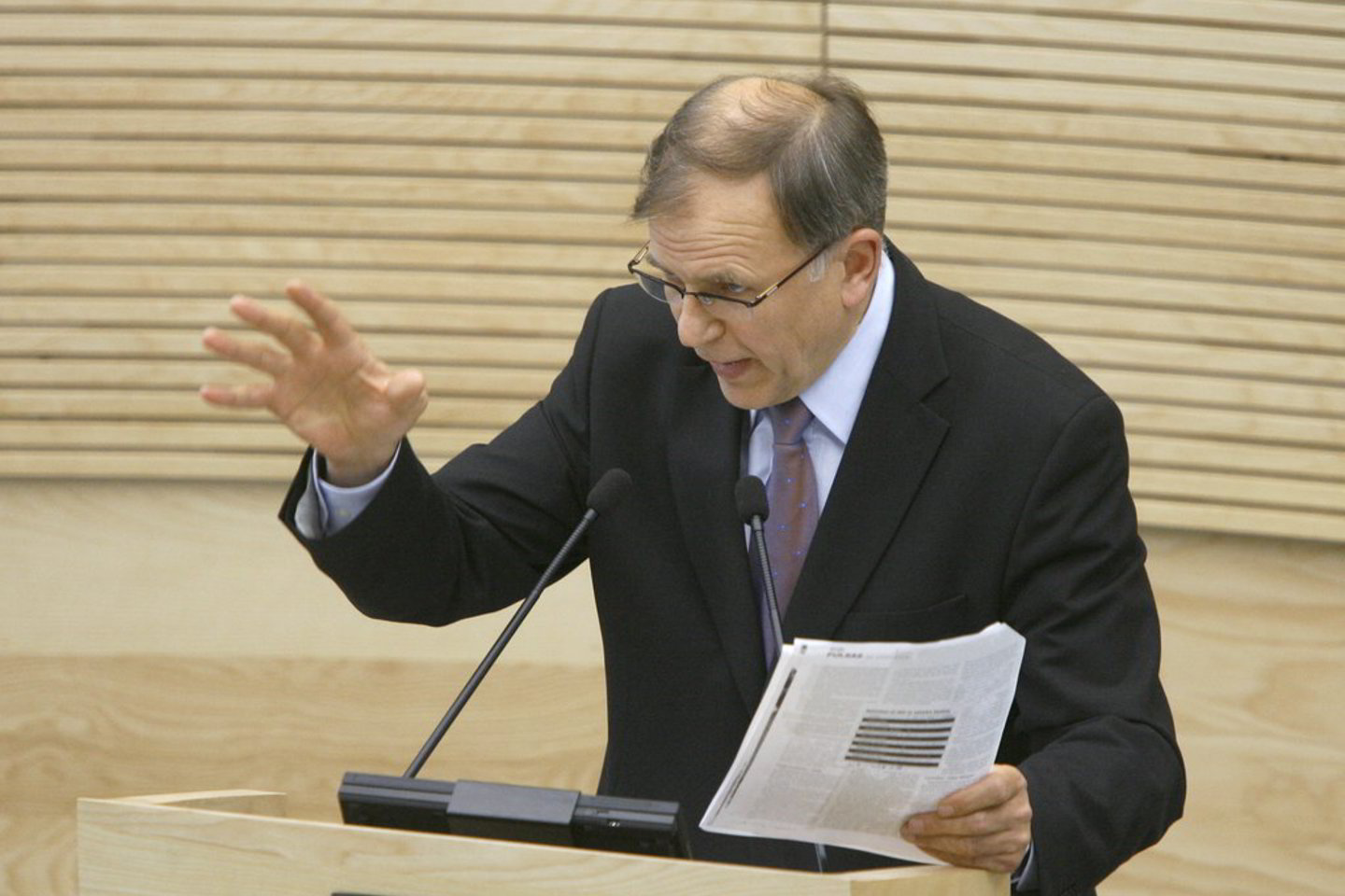 Vienas iš siūlymo iniciatorių - V.P.Andriukaitis.