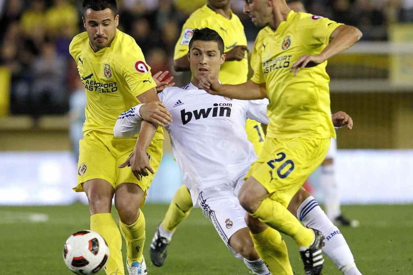 C.Ronaldo šį sezoną pelnė 52 įvarčius. Paskutiniame mače su "Villareal" portugalas pasižymėjo dukart.