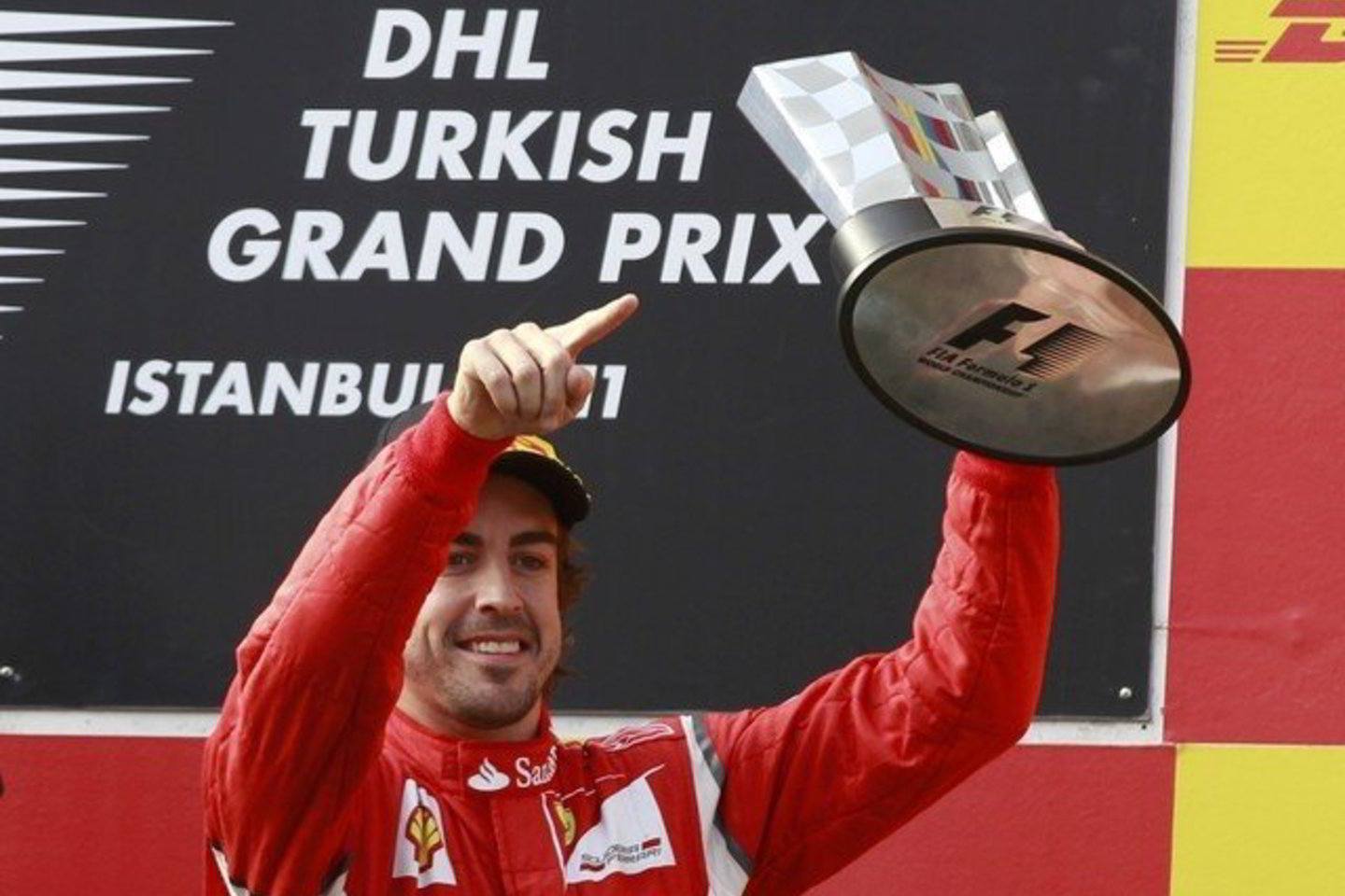 F.Alonso toliau sieks pergalių su "Ferrari" komanda.