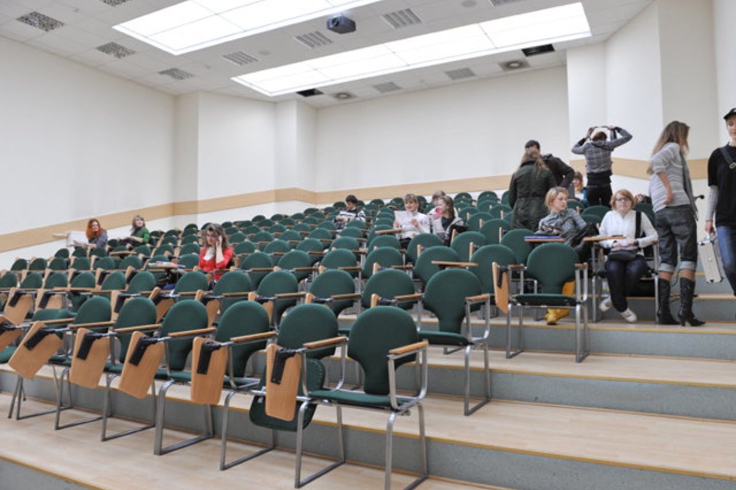Visuomenė aktyviai dalyvauja universitetų ir kolegijų naujų tarybų formavimo procese.