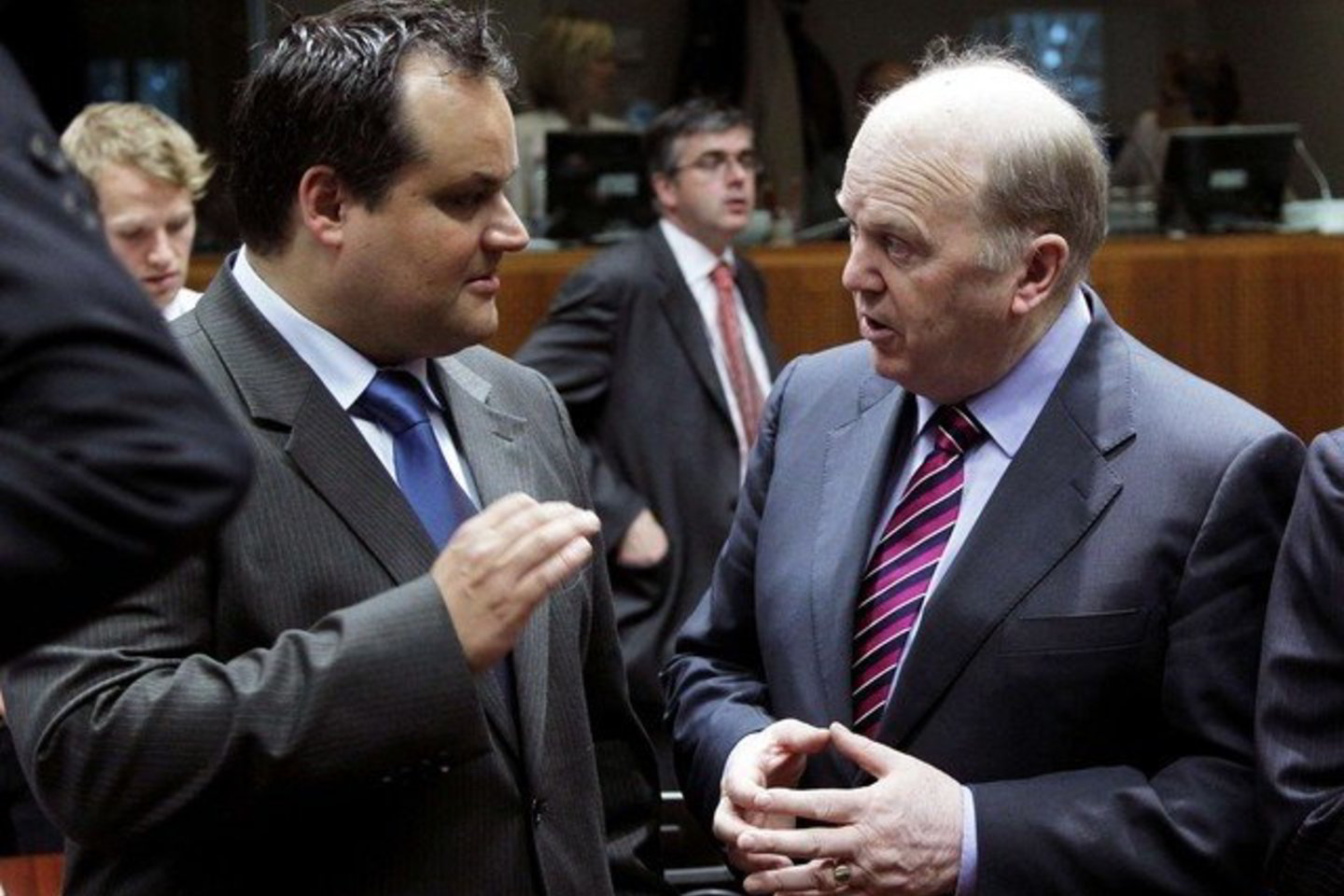 Nyderlandų finansų ministras (kairėje) tikina, kad Graikija negali grįžti prie drachmos.