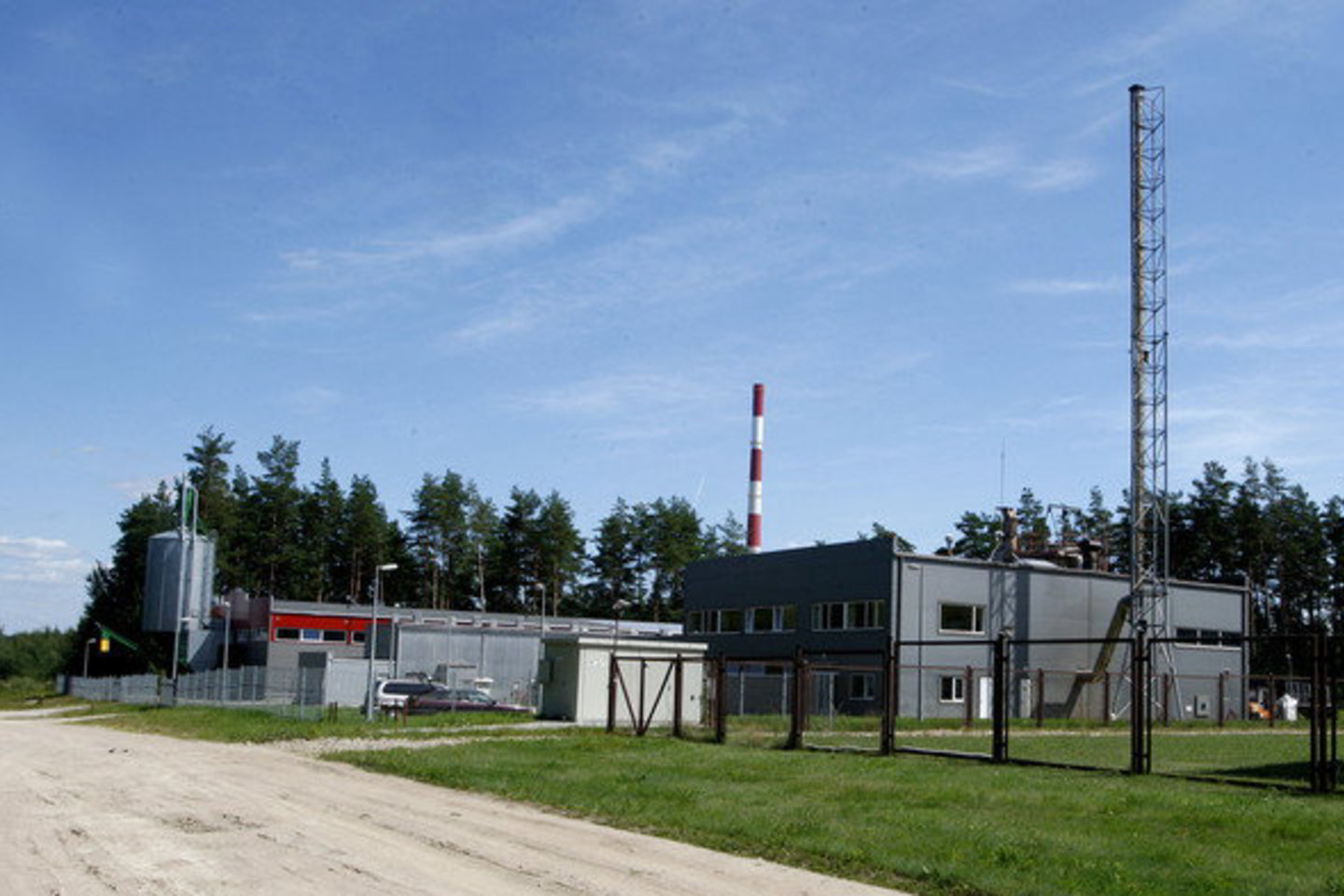Medicininių atliekų deginimo įmonė.