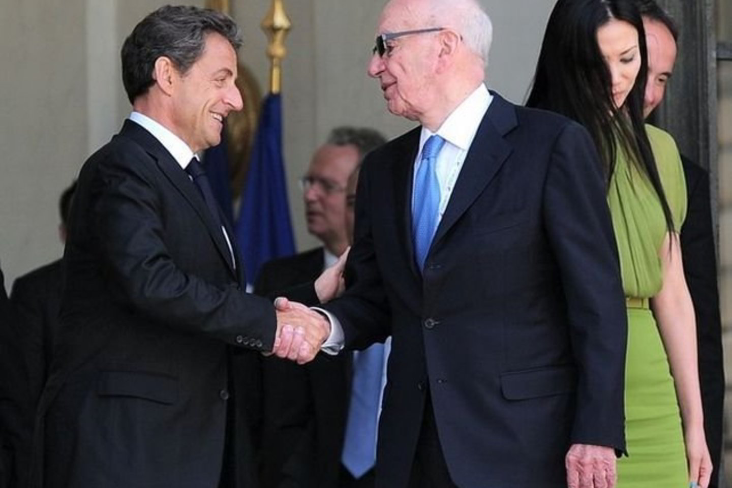 Šį susitikimą, pramintą „elektroniniu Didžiuoju aštuonetu“ (e-G8) atidarė Prancūzijos prezidentas N.Sarkozy.