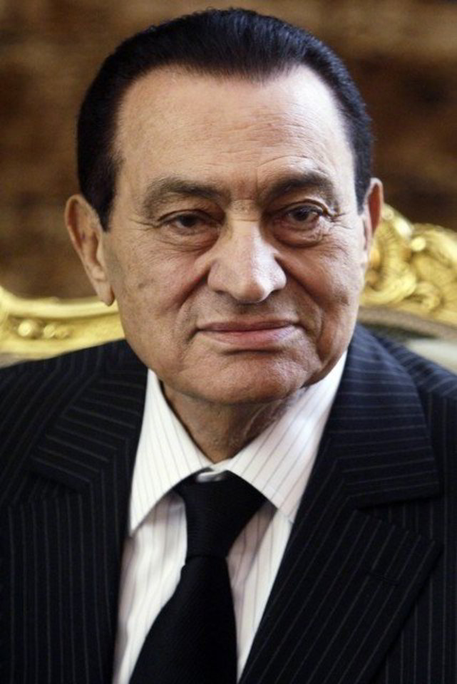 Buvusio Egipto prezidento įsakymu bankininkai išvežė iš šalies 7 mlrd. dolerių.
