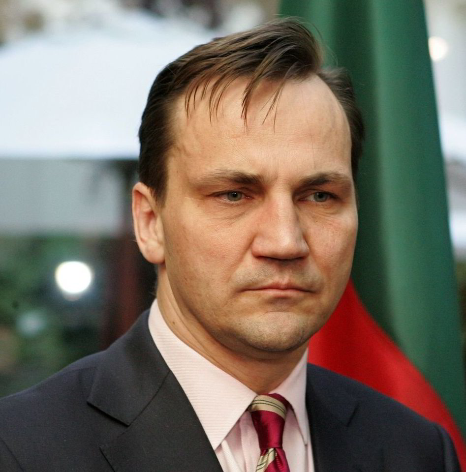 Lenkijos intelektualai R.Sikorskį ragina prisiminti bendrą Lietuvos ir Lenkijos istoriją.