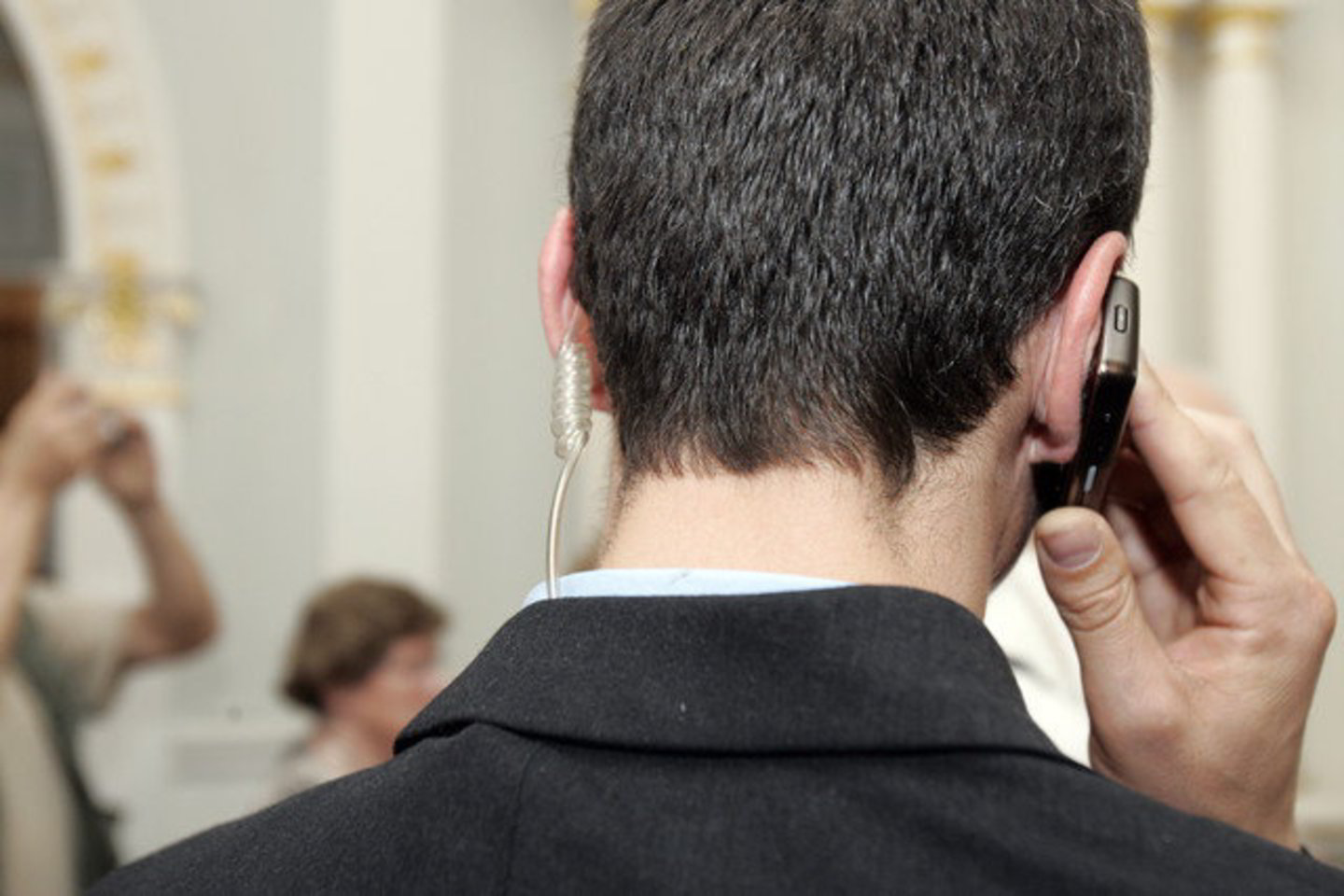 Telefoniniai sukčiai įsigudrino gyventojus apgaudinėti prisistatydami FNTT darbuotojais.