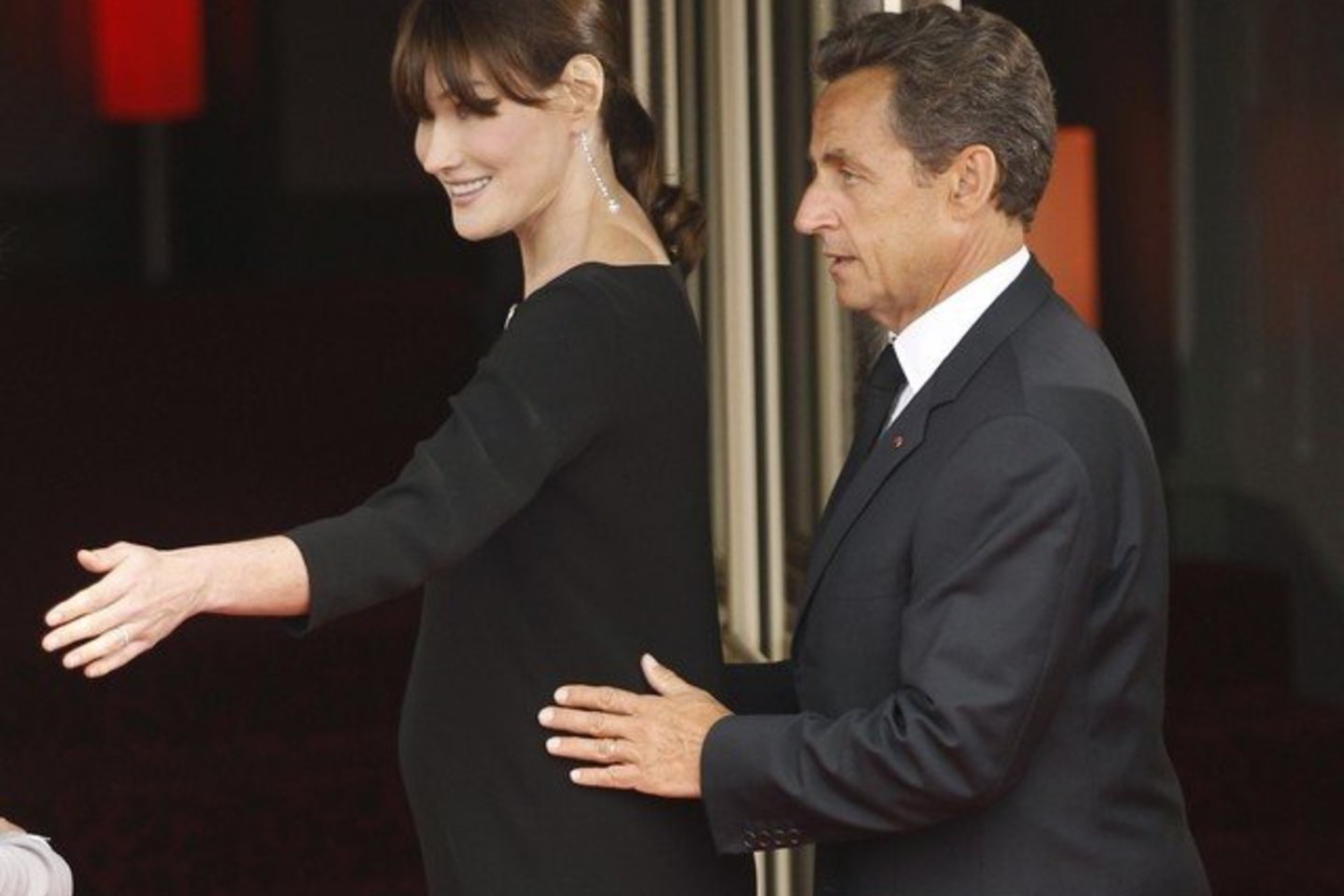 „Sveikinu jus ir Italiją, kurią taip mylime Prancūzijoje“, - pridūrė N.Sarkozy.