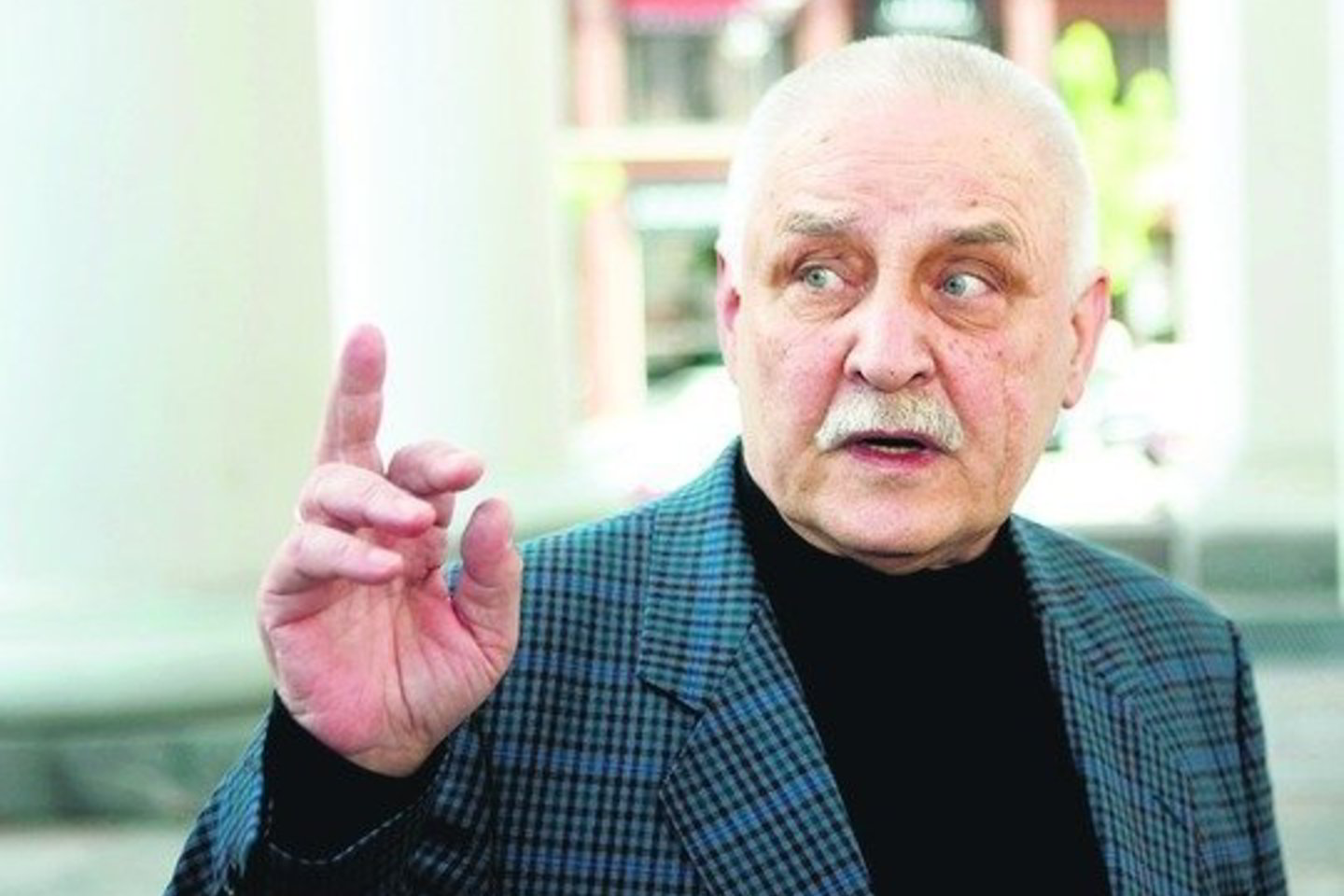 Miesto motyvų L.Gutauskas įpina į savo eilėraščius, paveiksluose įamžina sostinės kiemus.
