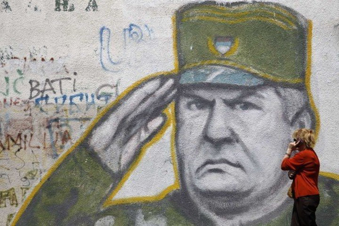 Naujienų agentūrai BBC Serbijos vadovas B.Tadičius sakė, kad visi R.Mladičiaus saugotojai bus patraukti baudžiamojon atsakomybėn.