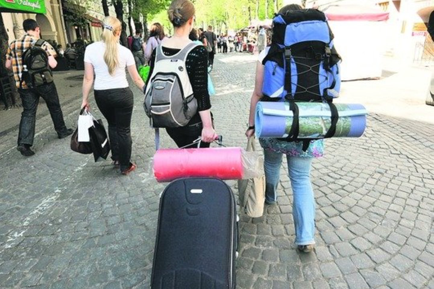 Valstybinis turizmo departamentas į Lietuvą atvykstančius užsieniečius surikiavo pagal jų skaičių ir išleidžiamus pinigus.