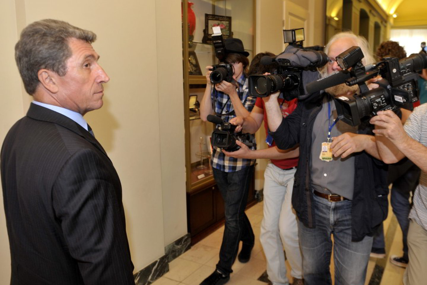 A.Valioniui atsirūgo komentarai apie politinę krizę Latvijoje.
