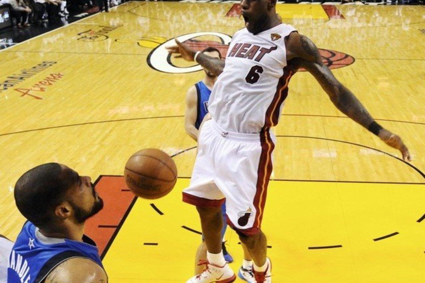 L.Jamesas buvo rezultatyviausias "Heat" žaidėjas.