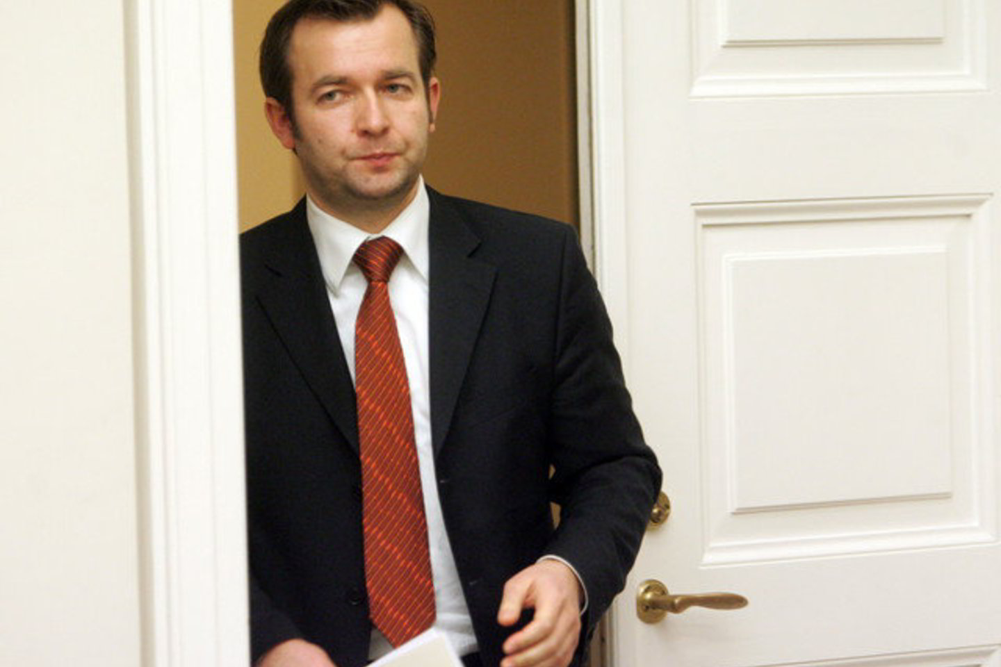 “Kol kas sąlygos visiškai neaiškios, pirmiausia reikėtų sulaukti jų ir tada vertinti, kiek jos yra priimtinos Lietuvai", - sakė R.Vilpišauskas.