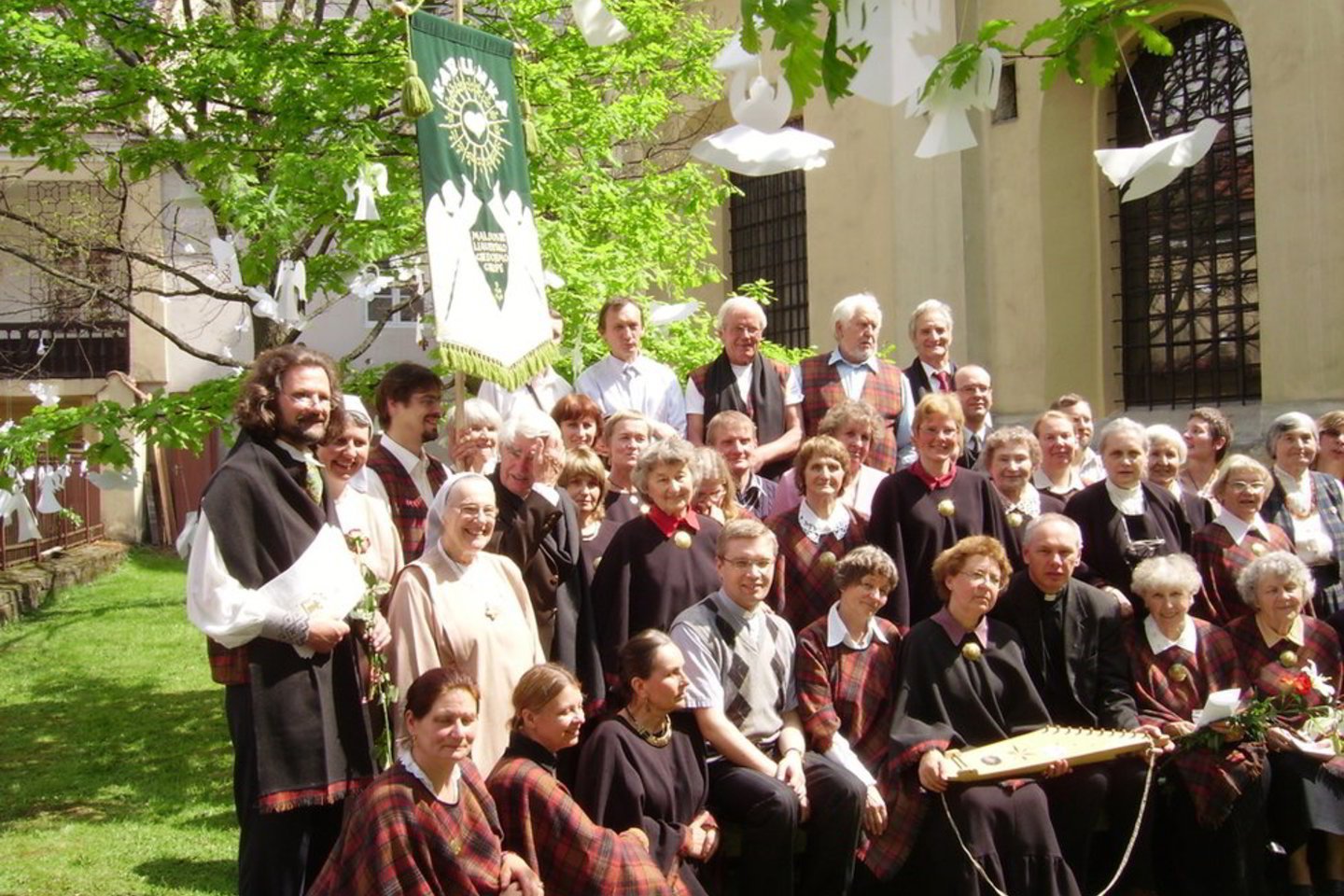 Maldos ir giedojimo grupė "Karunka".