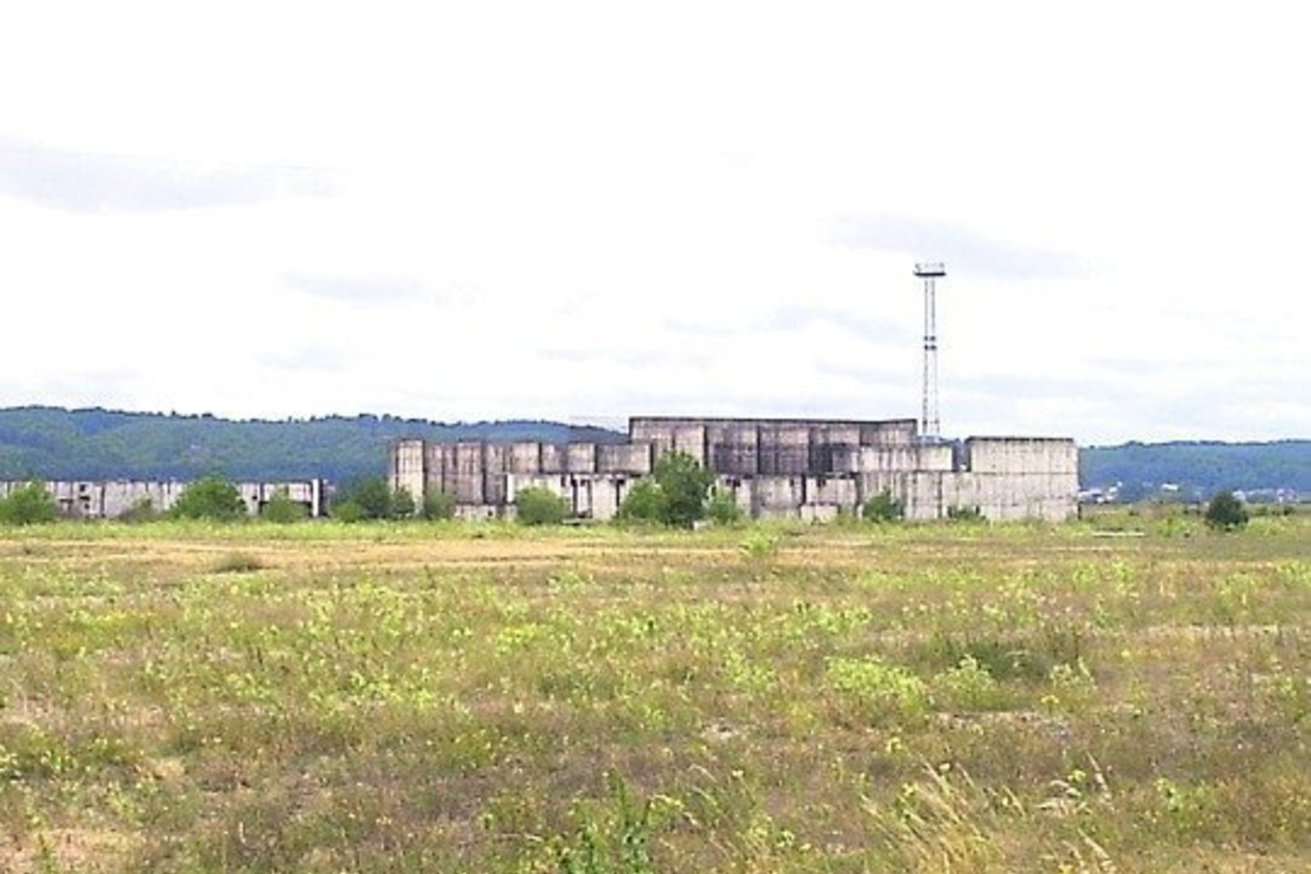 Žarnoveco branduolinės elektrinės statybos sustojo dar praėjusiame amžiuje, įvykus Černobylio katastrofai, tačiau laidoti ją – gerokai per anksti.
