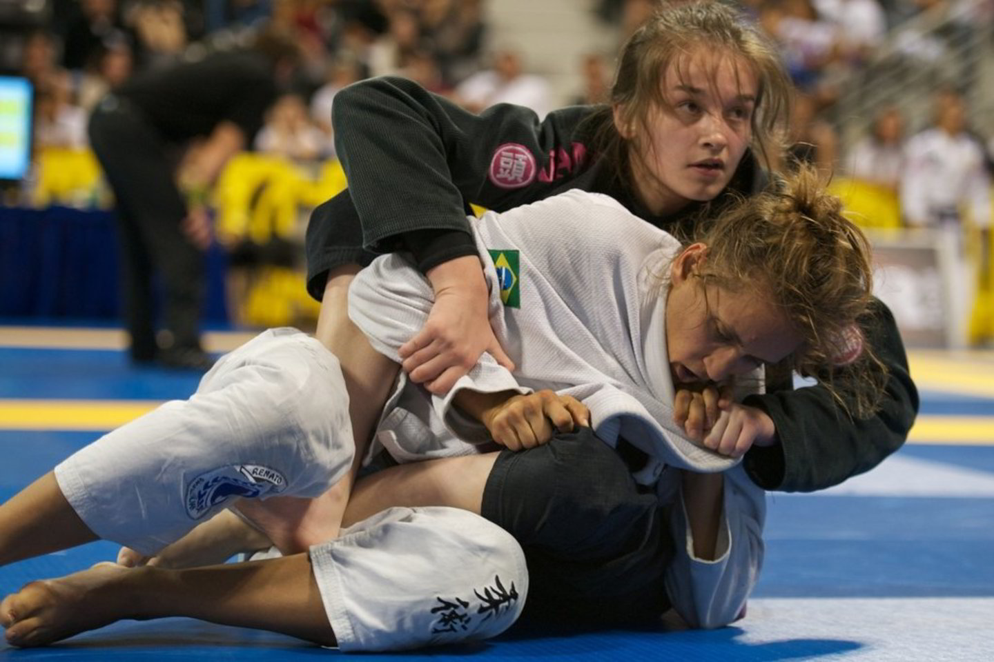 Lietuvė D.Obelenytė (juodas kimono) pasaulio džiudžitsu čempionate iškovojo aukso medalį.