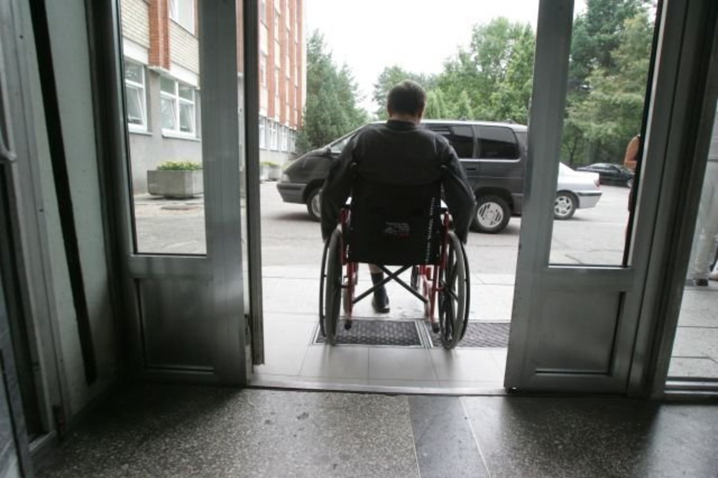 Bedarbystė tarp žmonių su negalia Lietuvoje yra 6 kartus didesnė nei bendras šalies nedarbo lygis.