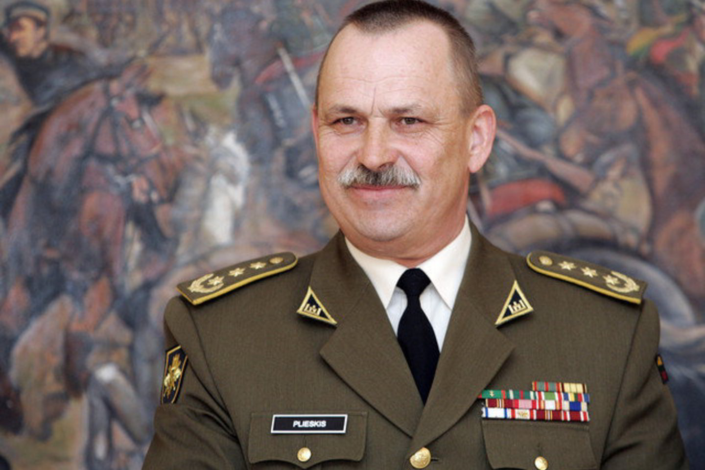 Šaulių sąjungos vadas pulkininkas A.Plieskis balandžio mėnesį buvo išleistas į atsargą.