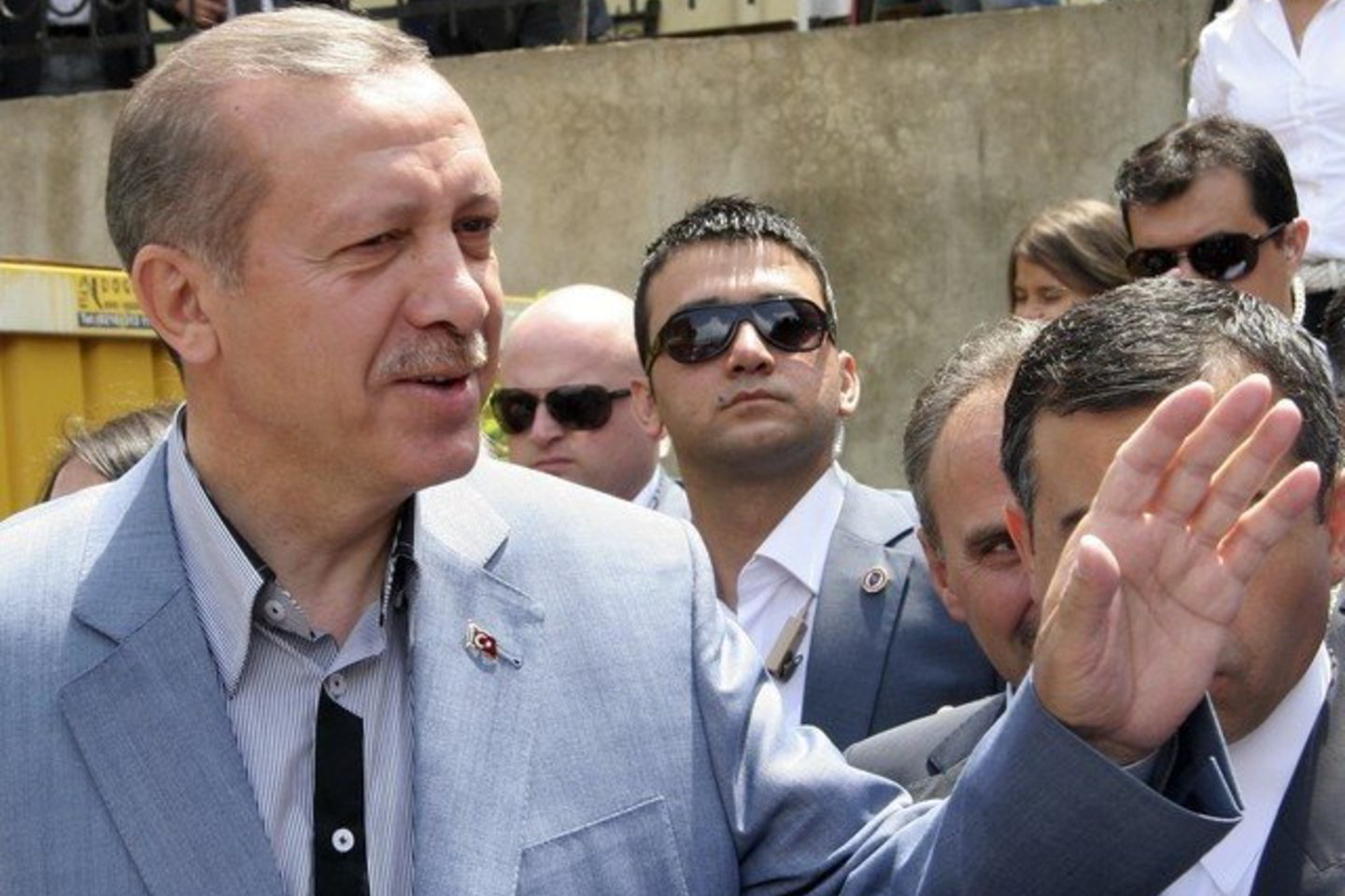R.T.Erdoganas tvirtina, kad senoji konstitucija trukdo šalies modernizavimui.