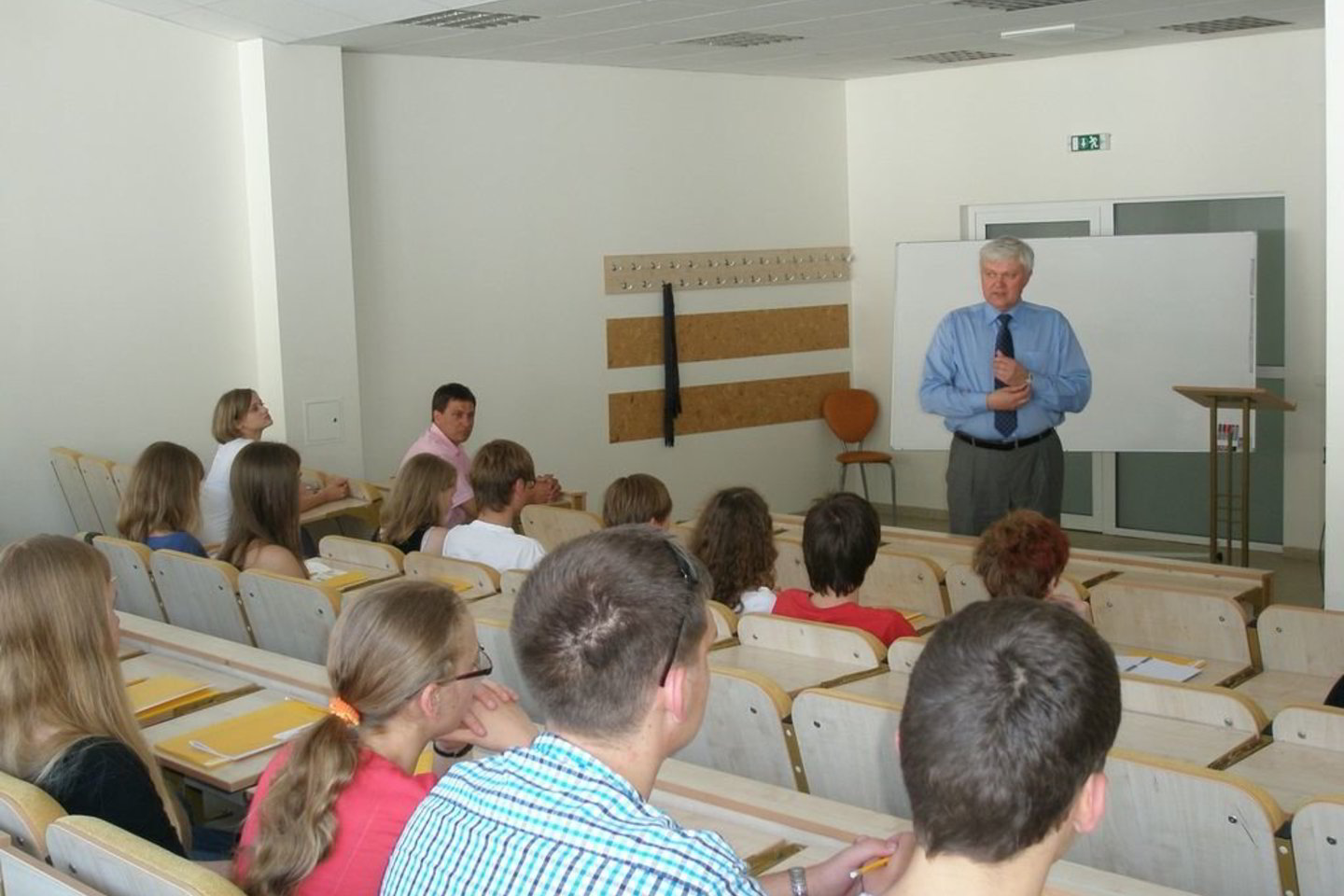 Stovykloje „Rokunda" mokslai derinami su poilsiu, užduotys integruojamos į žaidimus, diskusijas, komandinį darbą.
