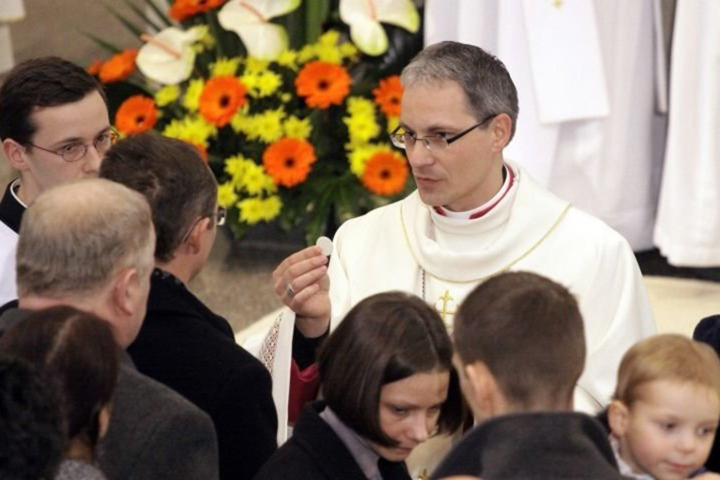 Vyskupas priminė gerai žinomus, bet nelengvus Evangelijos žodžius: mylėkite savo priešus ir melskitės už savo persekiotojus, kad būtumėte savo dangiškojo Tėvo vaikai.