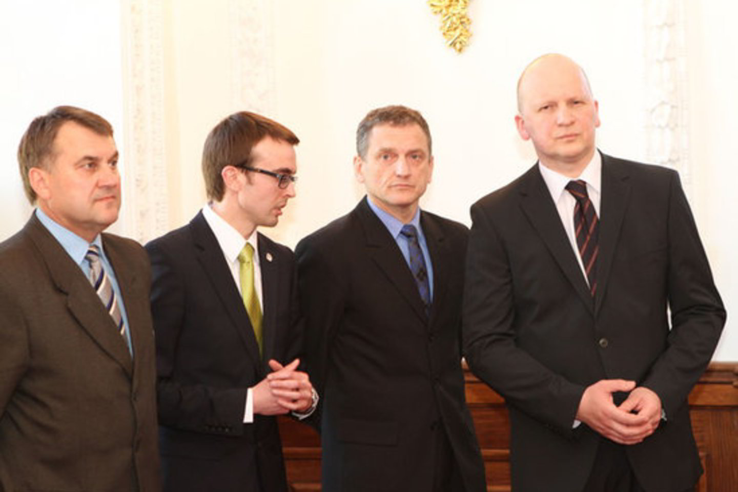 Komisijos vadovu tampa savivaldybės administracijos direktorius socialdemokratas Antanas Navakauskas (pirmas iš kairės).