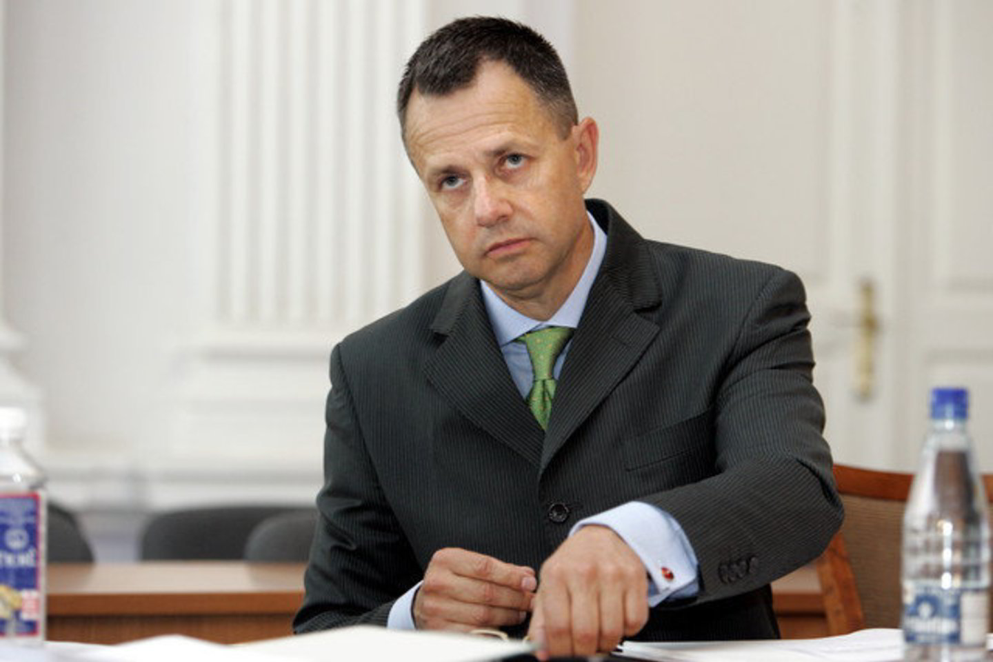 Nė dėl vieno jam inkriminuoto nusikaltimo verslininkas kaltu neprisipažino.
