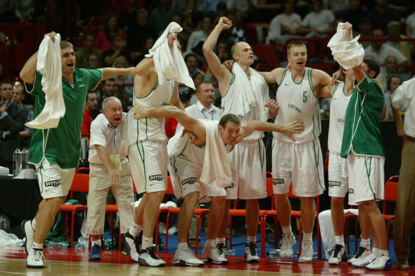 Lietuvos krepšininkai finale palaužė Ispanijos rinktinę.