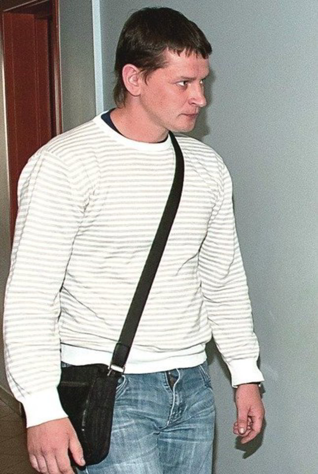 Prieš įsisodindamas prostitutę į mašiną D.Aliukonis parodė pažymėjimą.