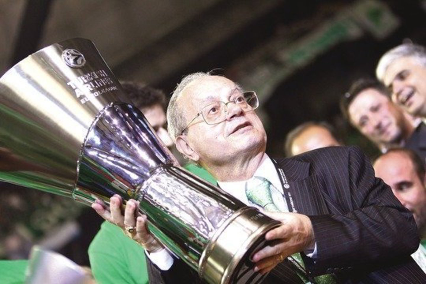 Stipriausio Europos krepšinio klubo Atėnų „Panathinaikos” savininkas T.Giannakopoulos pirkėjų ieško už Atlanto.