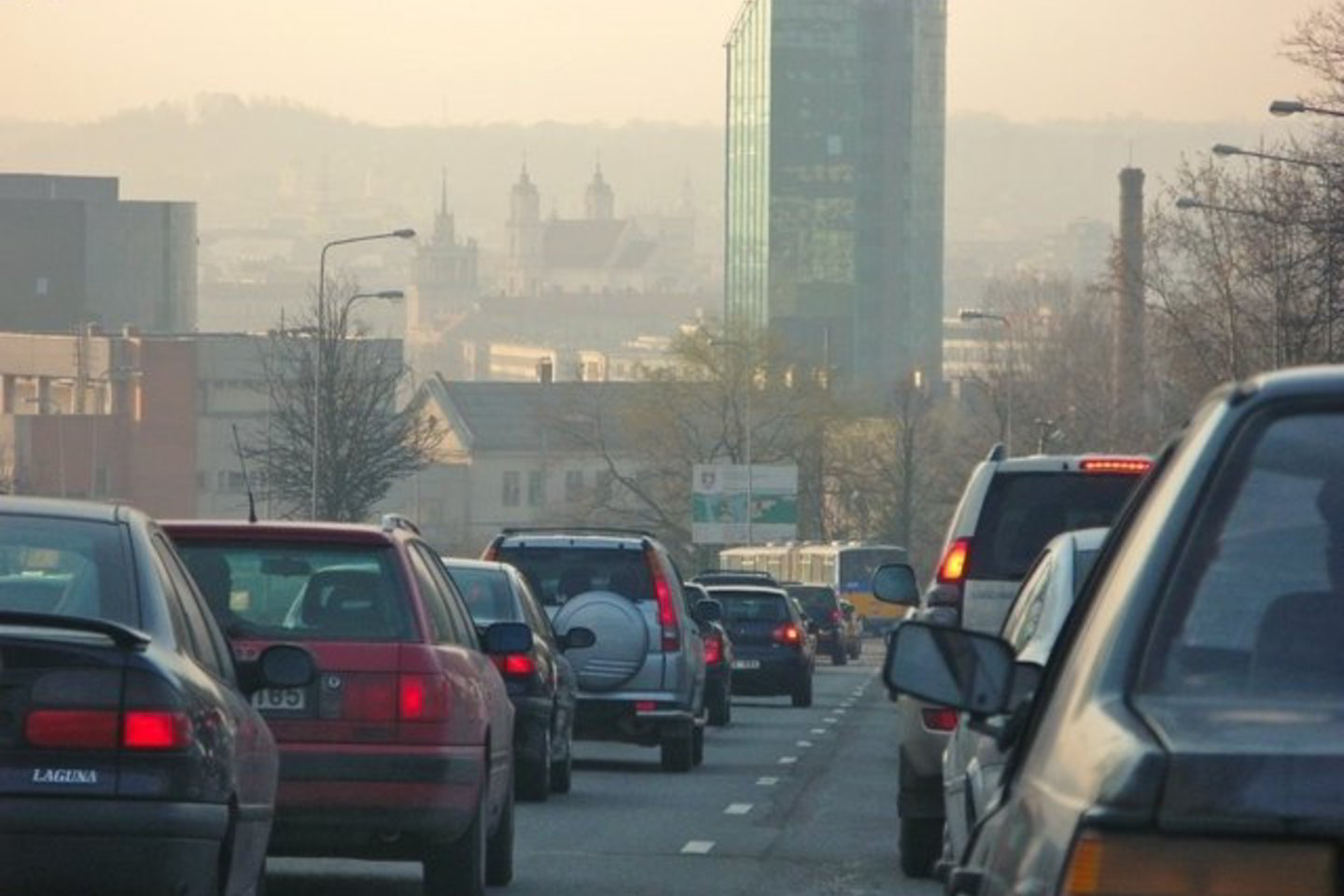 Vilnius ryte savo užterštu oru primena kitus pasaulio didmiesčius.