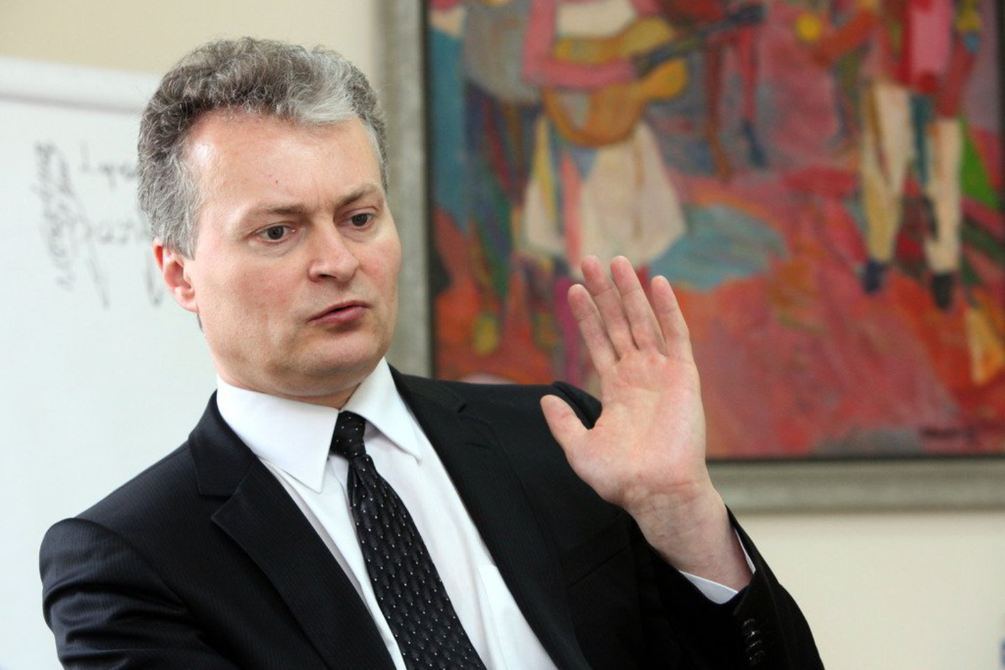 Didesnė valstybės skola - didesni ir mokesčiai, pastebėjo G.Nausėda.