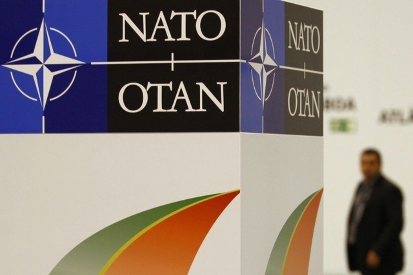 Apie NATO galimybes apginti Baltijos valstybes nuo galimos Rusijos agresijos rašo Švedijos kariuomenės generolas majoras K.Neretniekas.