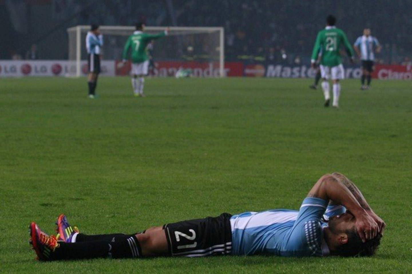 Argentinos futbolininkams nepavyko pergalingai pradėti čempionato.