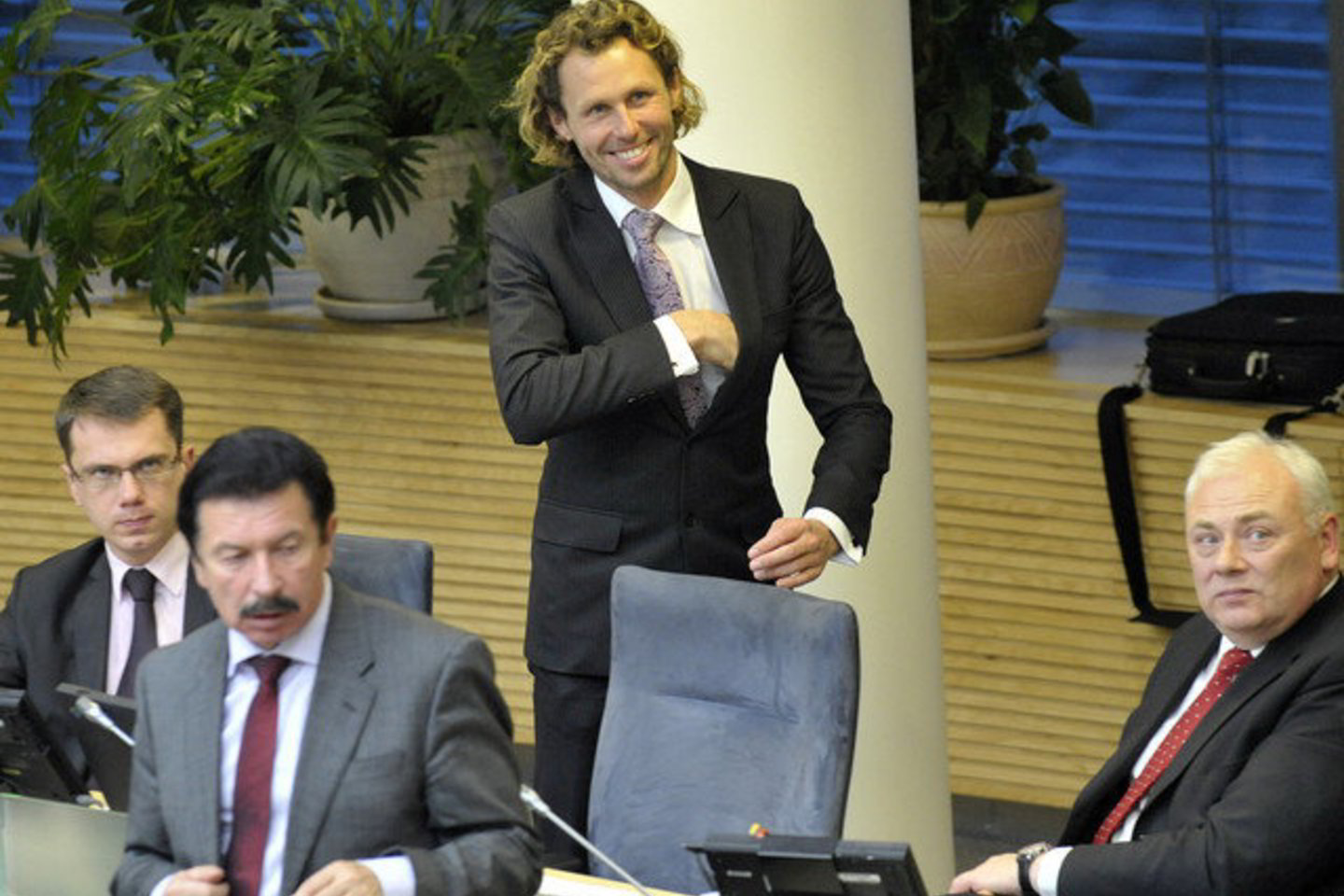 Seimas įtvirtino kadencijas Specialiųjų tyrimų tarnybos ir Valstybės saugumo departamento vadovaujantiems pareigūnams.