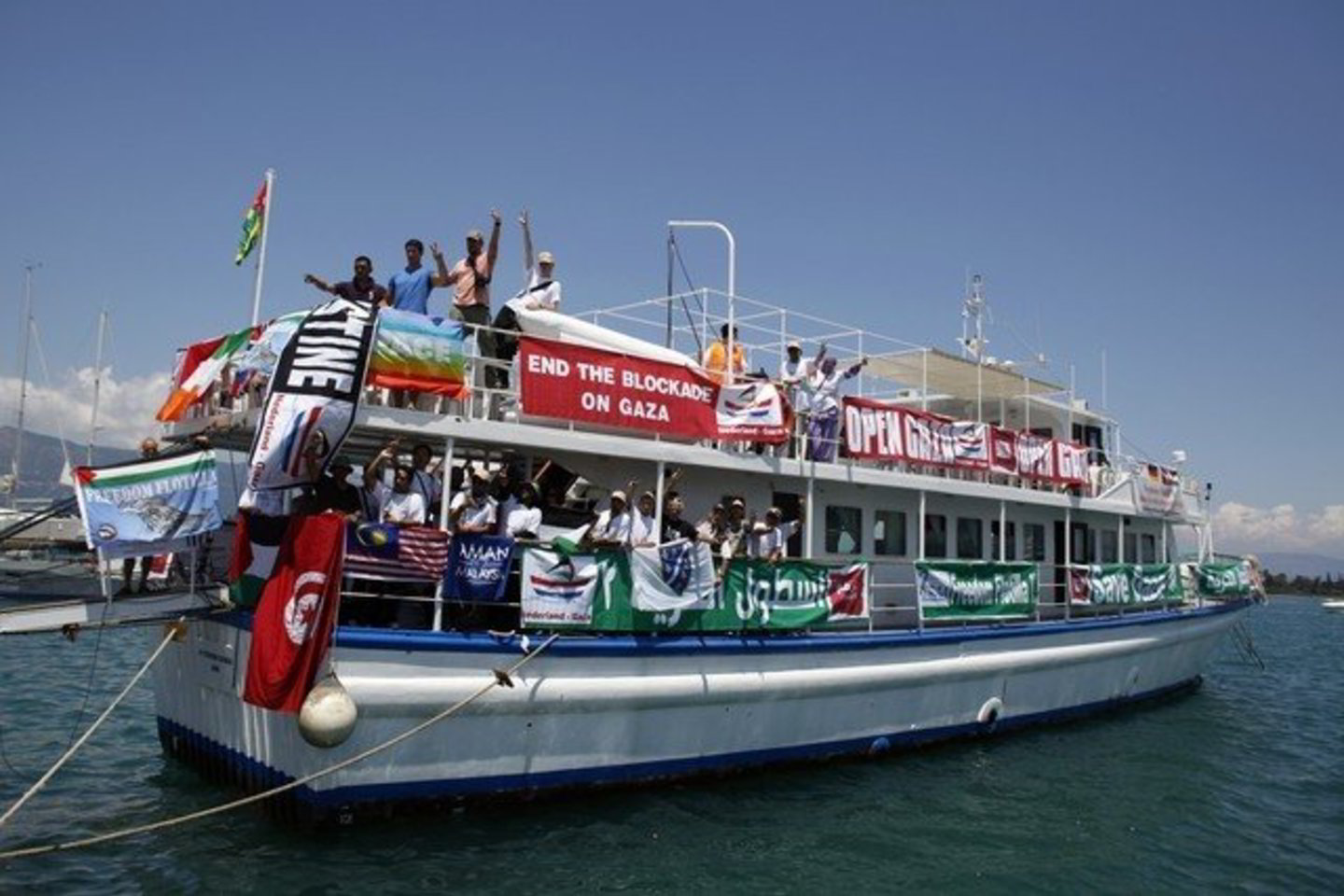 Graikija uždraudė dar vienam flotilės „Freedom Flotilla II“ laivui išplaukti iš uosto.