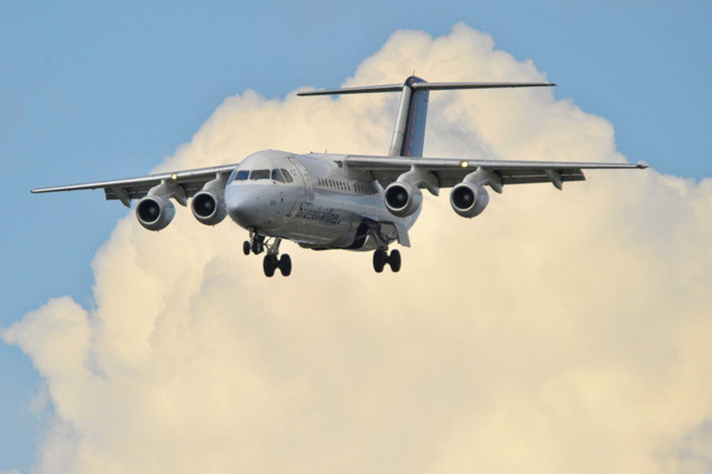 Siekis atidaryti tiesioginius skrydžius tarp Vilniaus ir Tel Avivo buvo pagrindinė Lietuvos ūkio ministro ir Izraelio turizmo ministro susitikimo Vilniuje tema.