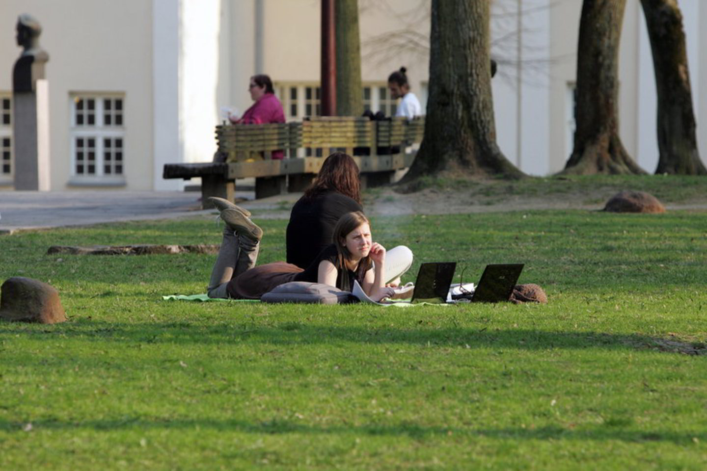 Studentams pagerintos paskolų teikimo sąlygos.