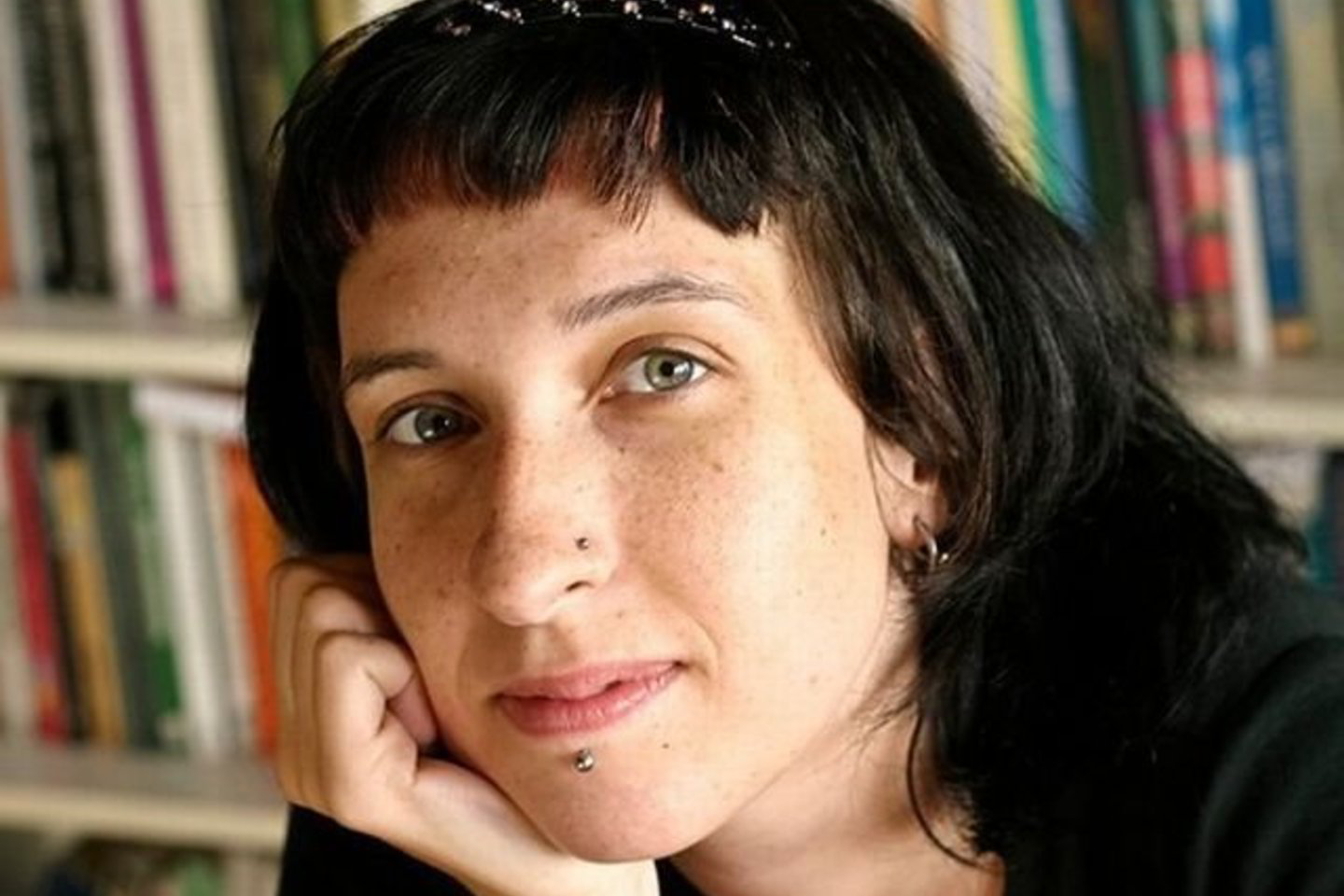 Sylwia Chutnik (gimė 1979 m. Varšuvoje) – rašytoja, žurnalistė, aktyvi moterų teisių gynėja, lyčių studijų absolventė.