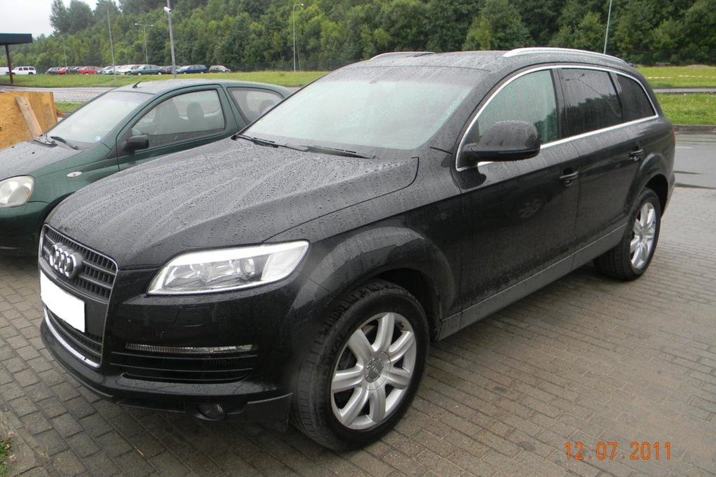 Pasieniečiai nustatė, kad šio 2006 m. laidos automobilio kaip vogto nuo praėjusių metų liepos pabaigos ieško Vokietijos teisėsaugininkai.