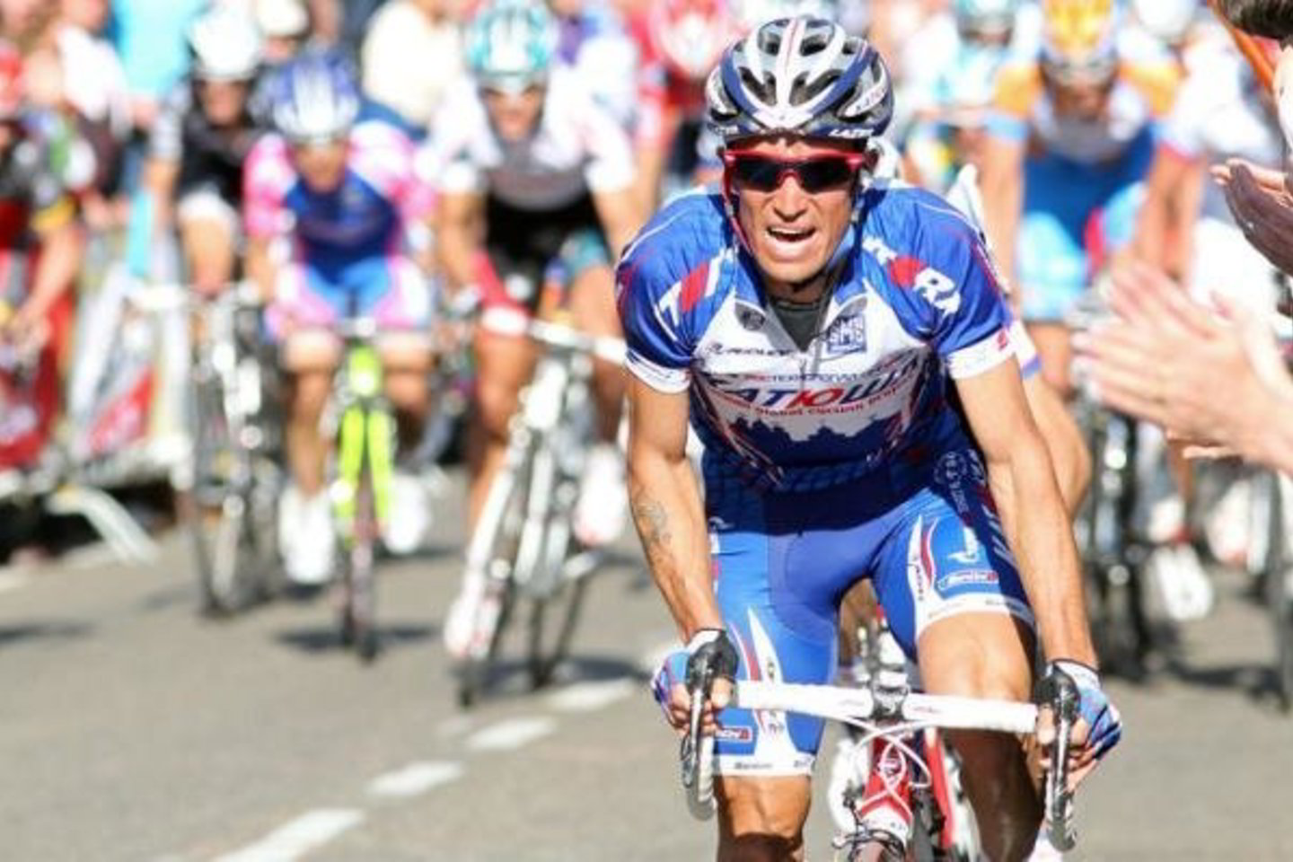 Rusijos dviratininkas A.Kolobniovas pašalintas iš prestižiškiausių daugiadienių lenktynių „Tour de France“.