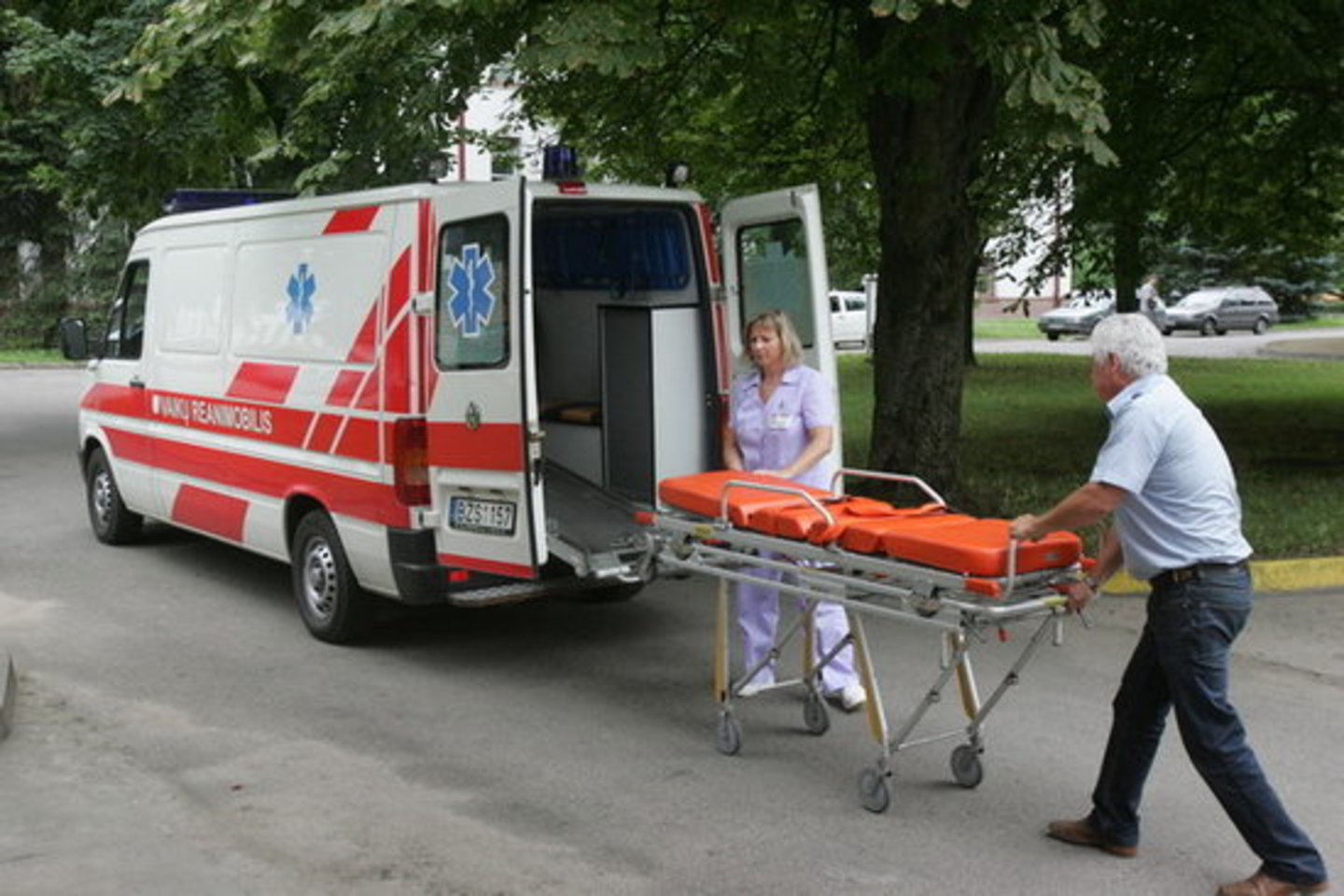 Nors medikai mėgino išgelbėti žmogaus gyvybę, jų pastangų nepakako - kaunietis mirė.