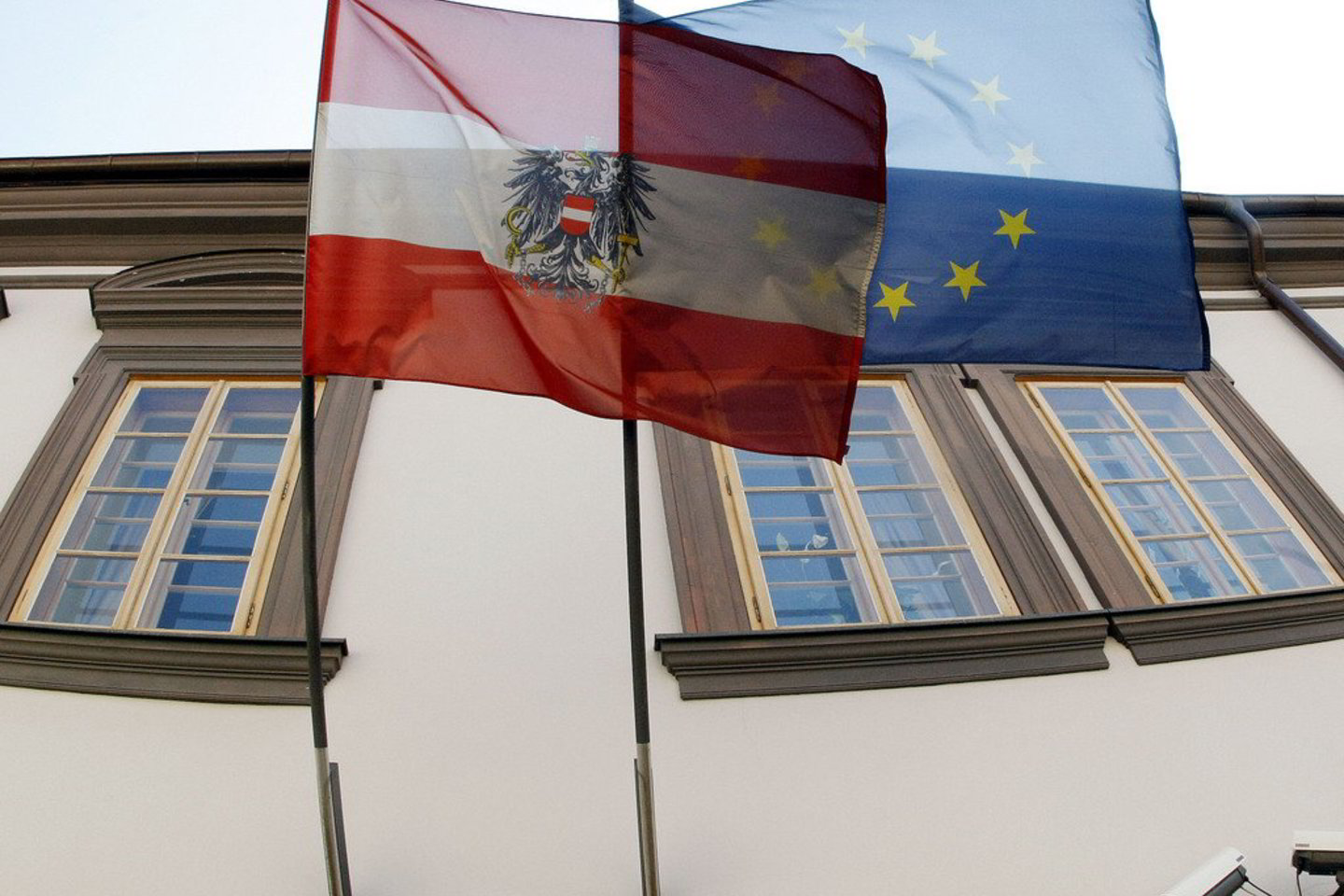 Estijos užsienio reikalų ministerija iškvietė pasiaiškinti Austrijos ambasadorių.