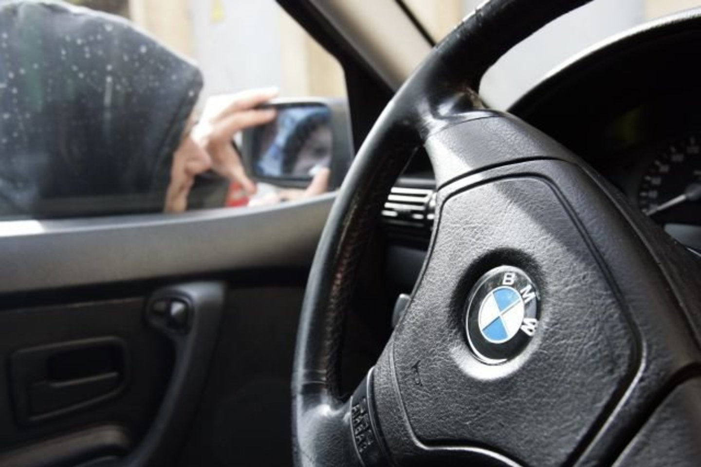 Daugėja BMW šoninių galinio vaizdo veidrodėlių vagysčių.