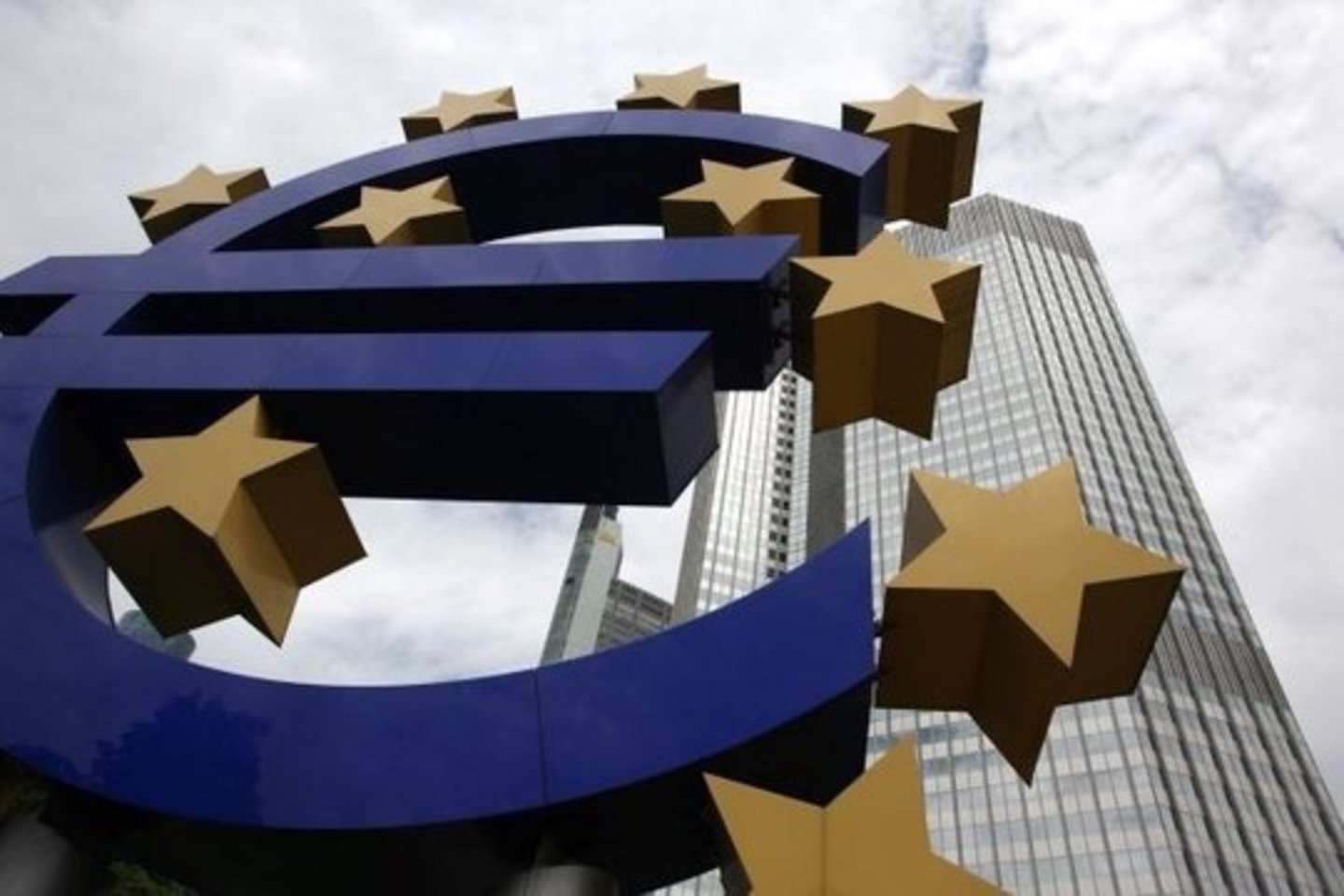 Europoje turbūt nėra tiek pinigų, kad būtų galima išgelbėti Italijos ar Ispanijos ekonomikas.