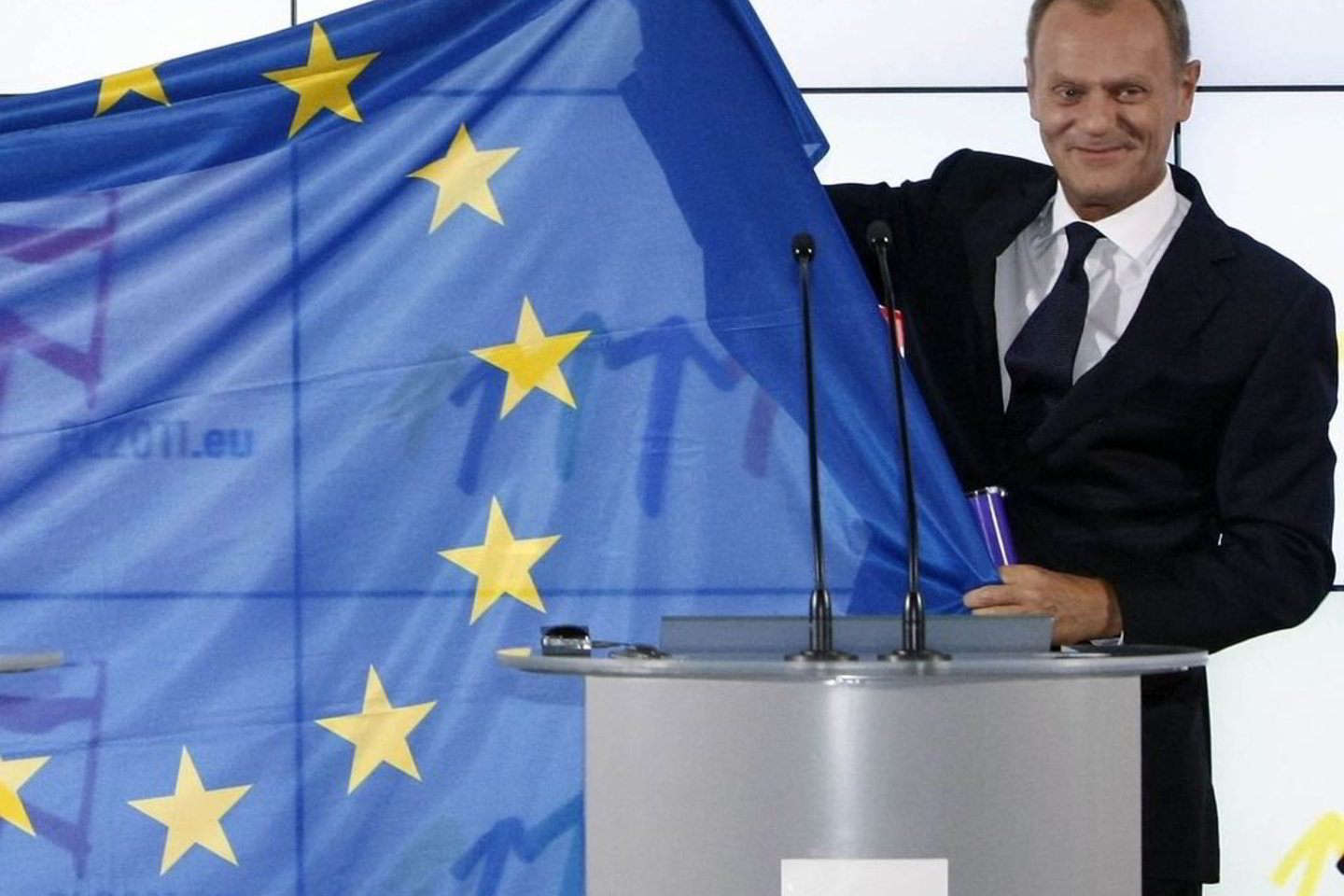 Nuo liepos 1 d. ES pirmininkaujanti Lenkija palaiko Lietuvą konflikte su Austrija.